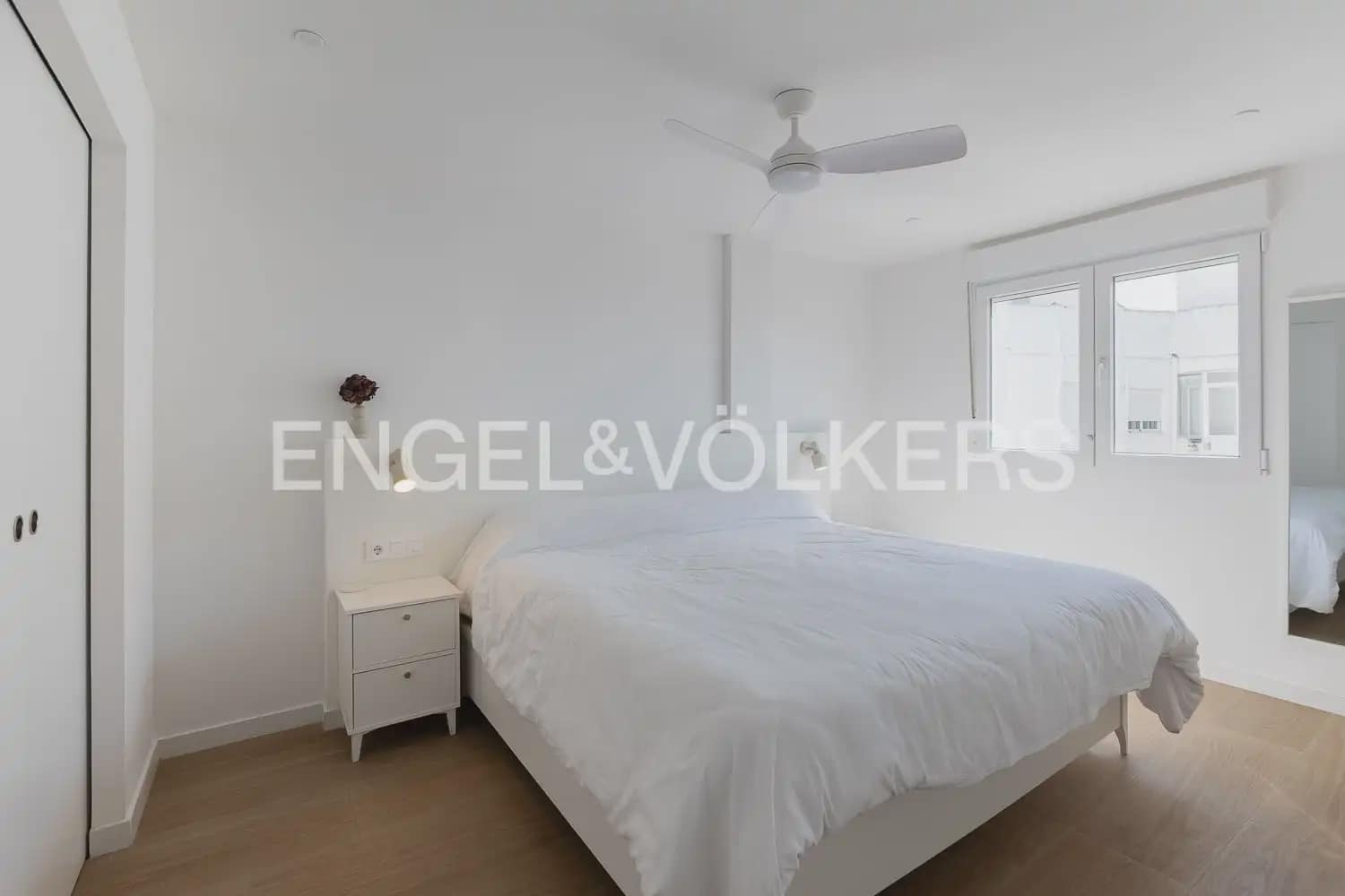 3 quarto Penthouse para arrendar em Puig - 1 400 € (Ref: 9898023)