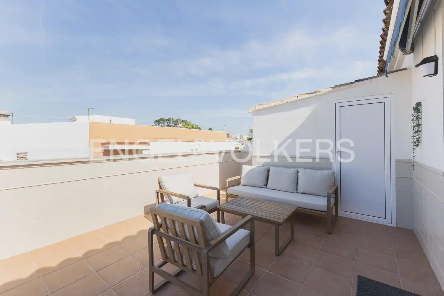 3 quarto Penthouse para arrendar em Puig - 1 400 € (Ref: 9898023)