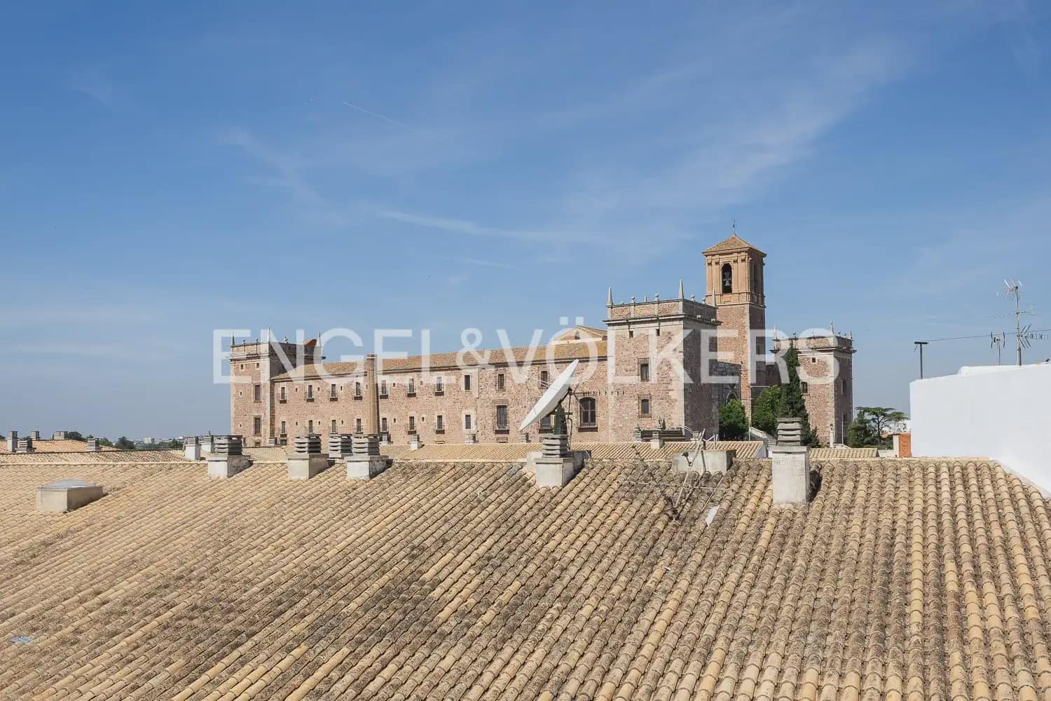 3 quarto Penthouse para arrendar em Puig - 1 400 € (Ref: 9898023)