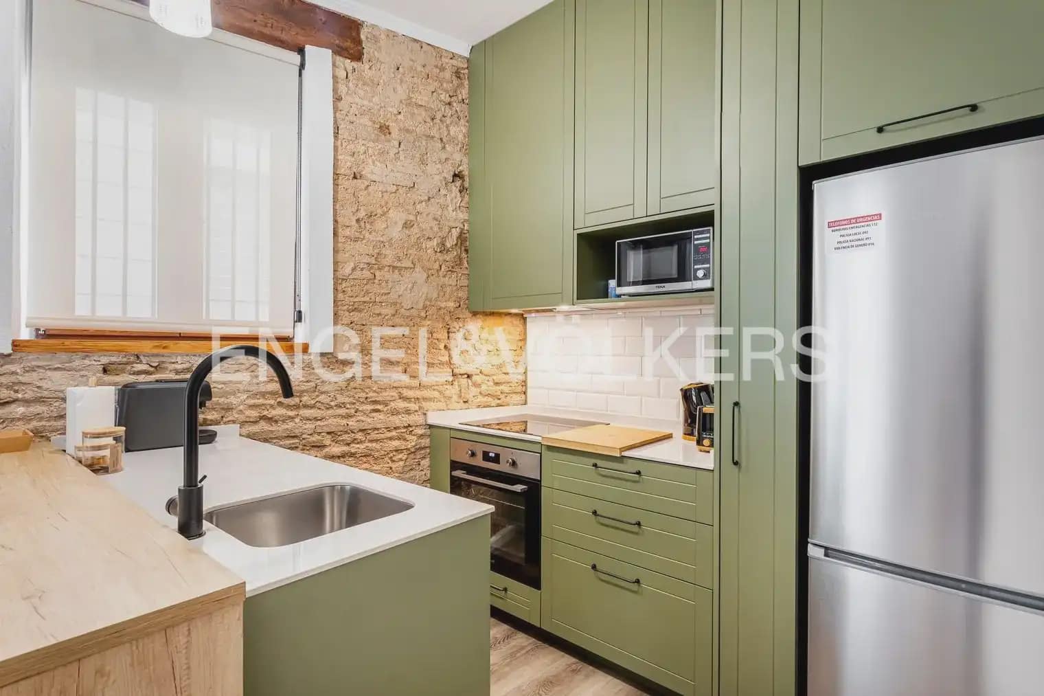 6 slaapkamer Bedrijf te koop in Valencia stad - € 2.350.000 (Ref: 9898024)