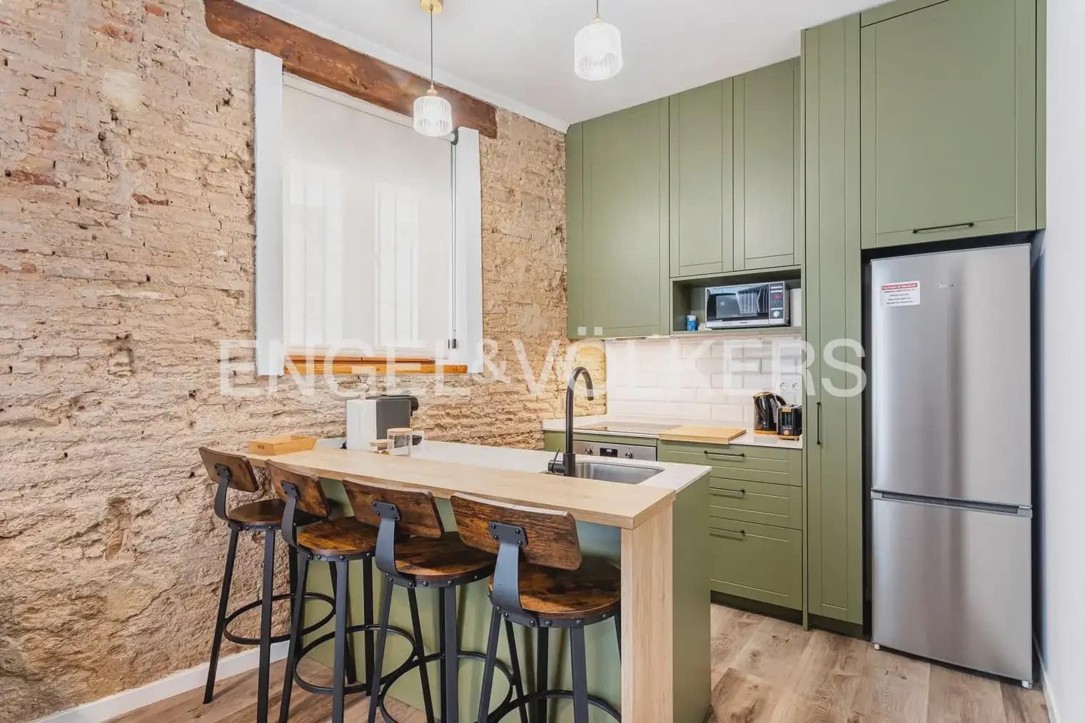 6 slaapkamer Bedrijf te koop in Valencia stad - € 2.350.000 (Ref: 9898024)
