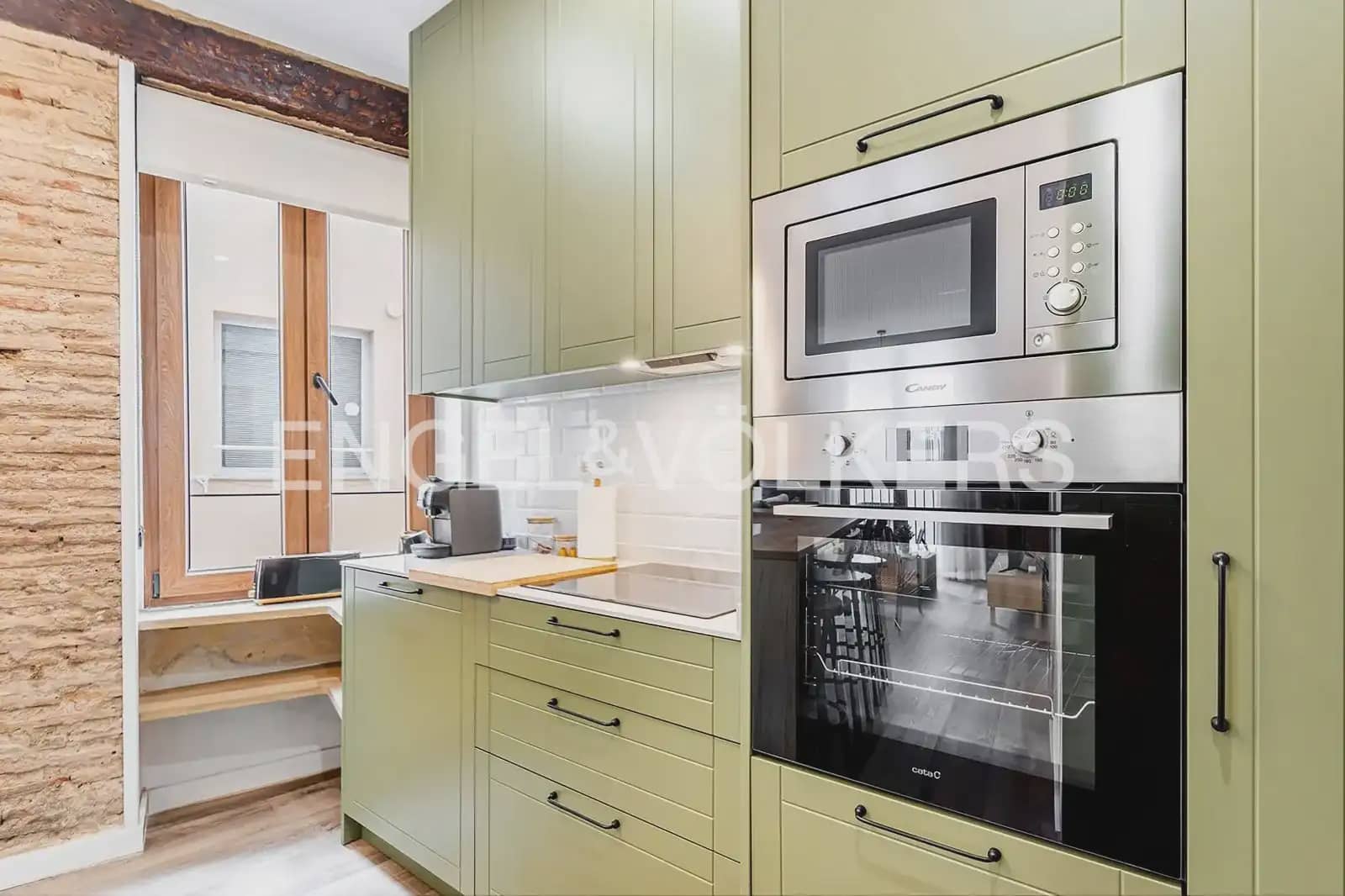 6 slaapkamer Bedrijf te koop in Valencia stad - € 2.350.000 (Ref: 9898024)