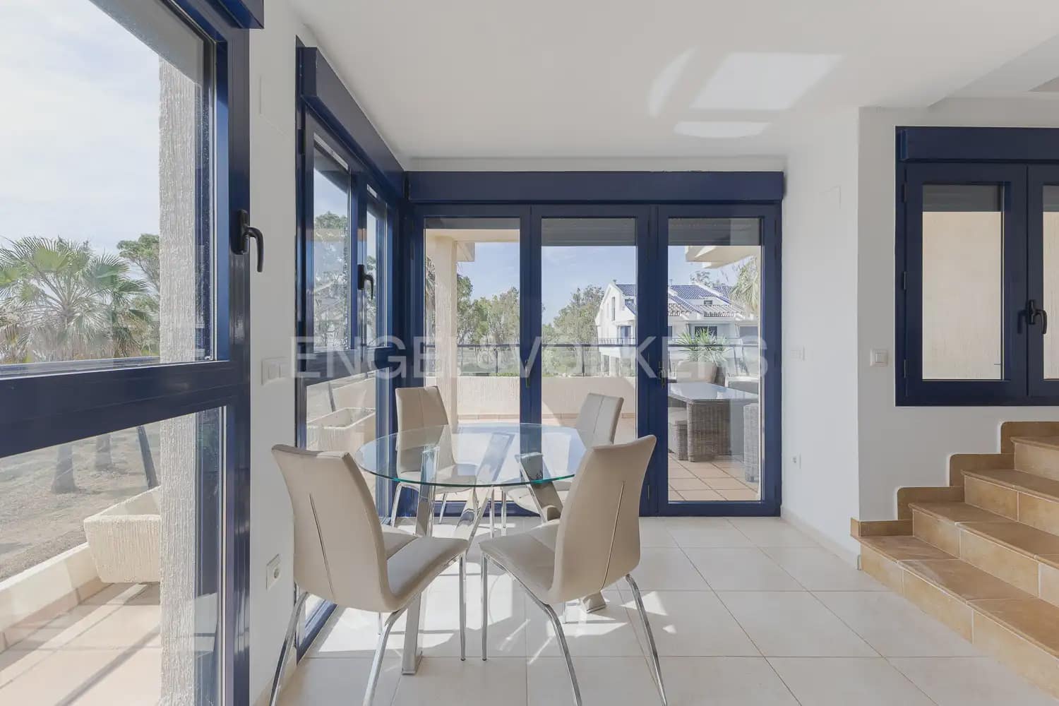 3 quarto Moradia em Banda para arrendar em Sagunto / Sagunt com piscina garagem - 2 000 € (Ref: 9898025)
