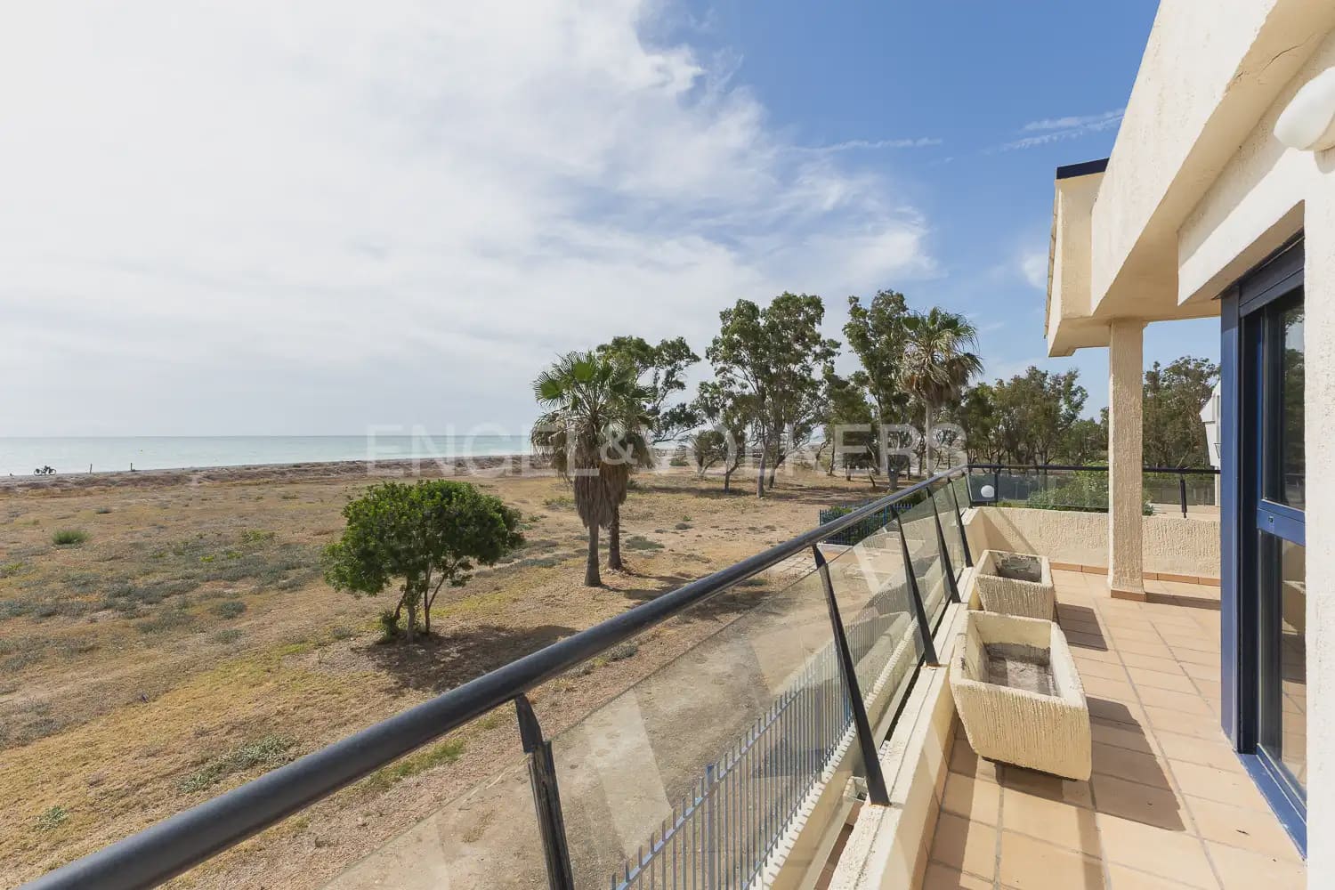3 quarto Moradia em Banda para arrendar em Sagunto / Sagunt com piscina garagem - 2 000 € (Ref: 9898025)