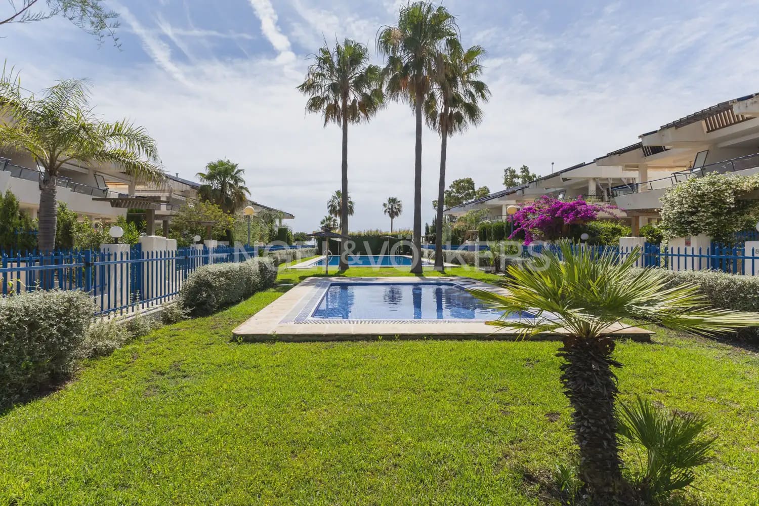 3 quarto Moradia em Banda para arrendar em Sagunto / Sagunt com piscina garagem - 2 000 € (Ref: 9898025)