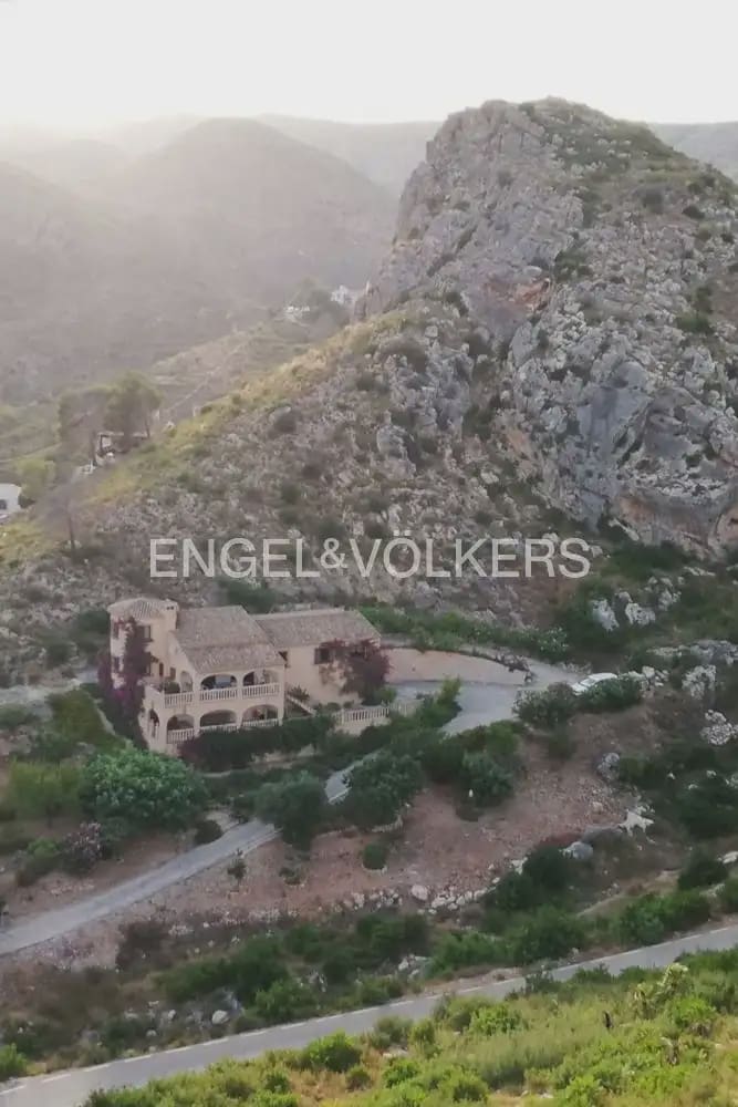 6 sypialnia Willa na sprzedaż w Javea / Xabia - 950 000 € (Ref: 9898026)