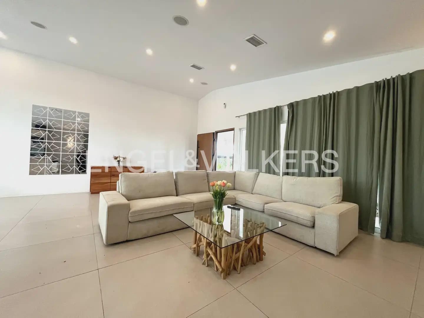 7 soverom Villa til salgs i Betera med svømmebasseng garasje - € 845 000 (Ref: 9898027)