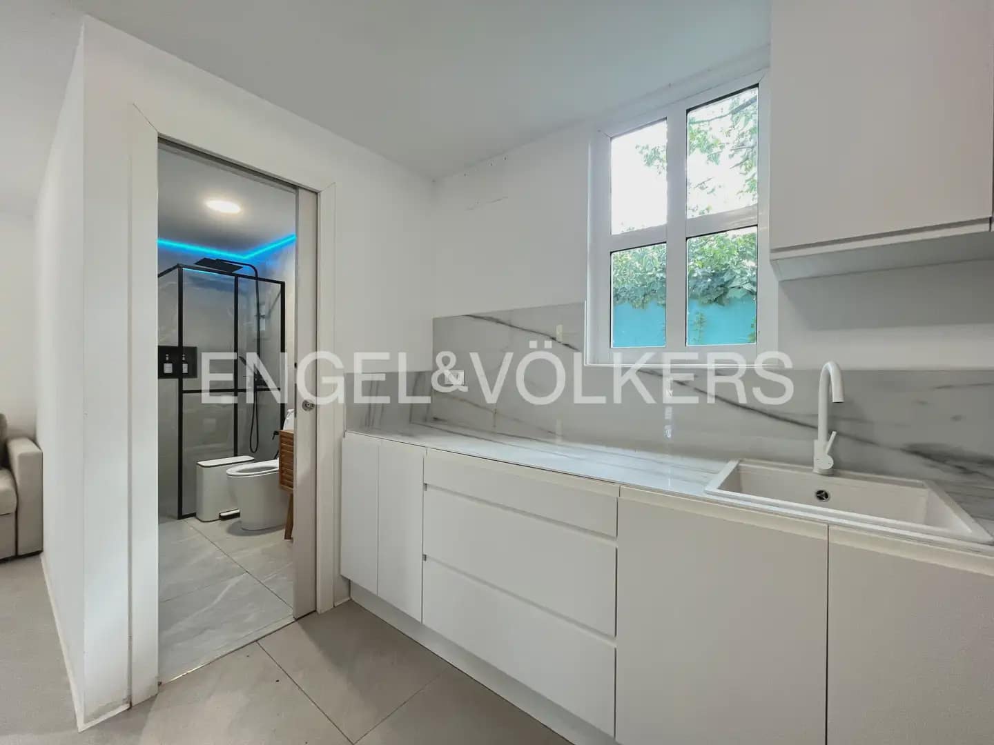 7 soverom Villa til salgs i Betera med svømmebasseng garasje - € 845 000 (Ref: 9898027)