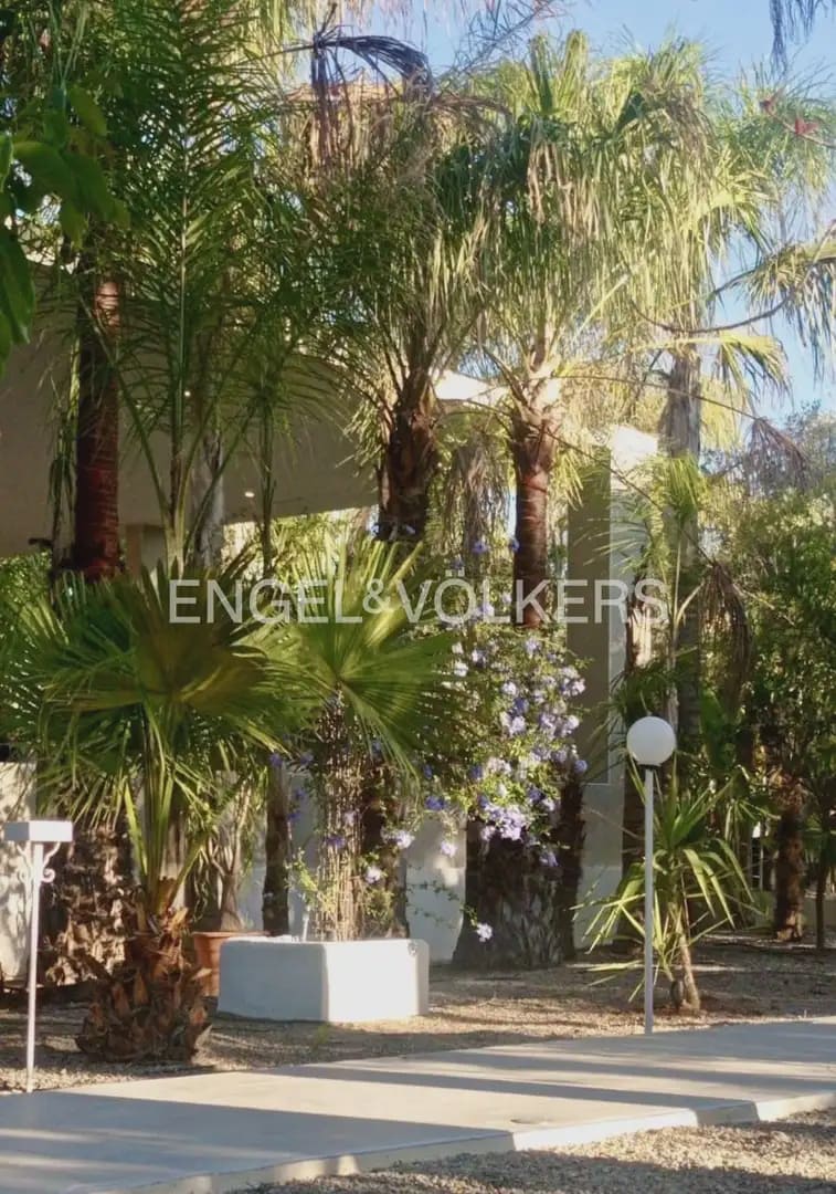 7 soverom Villa til salgs i Betera med svømmebasseng garasje - € 845 000 (Ref: 9898027)