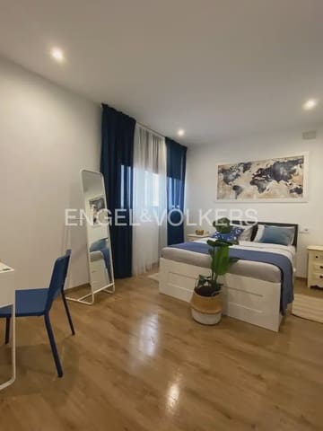 10 slaapkamer Villa te koop in Centro Ciudad, Paterna met garage - € 900.000 (Ref: 9898028)