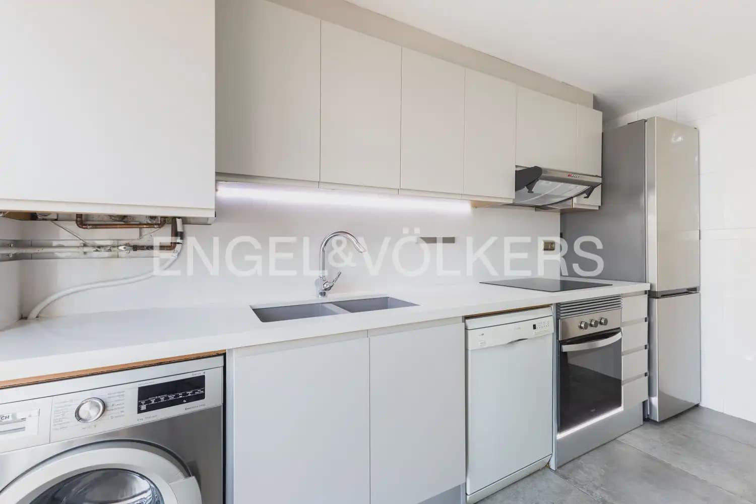 2 sovrum Takvåning att hyra i Valencia stad med garage - 1 800 € (Ref: 9898029)