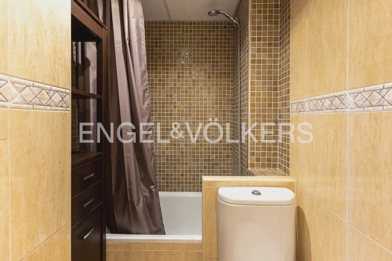 2 sovrum Takvåning att hyra i Valencia stad med garage - 1 800 € (Ref: 9898029)