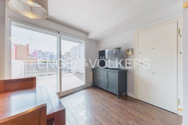 2 sovrum Takvåning att hyra i La Petxina, Valencia stad med garage - 1 800 € (Ref: 9898029)