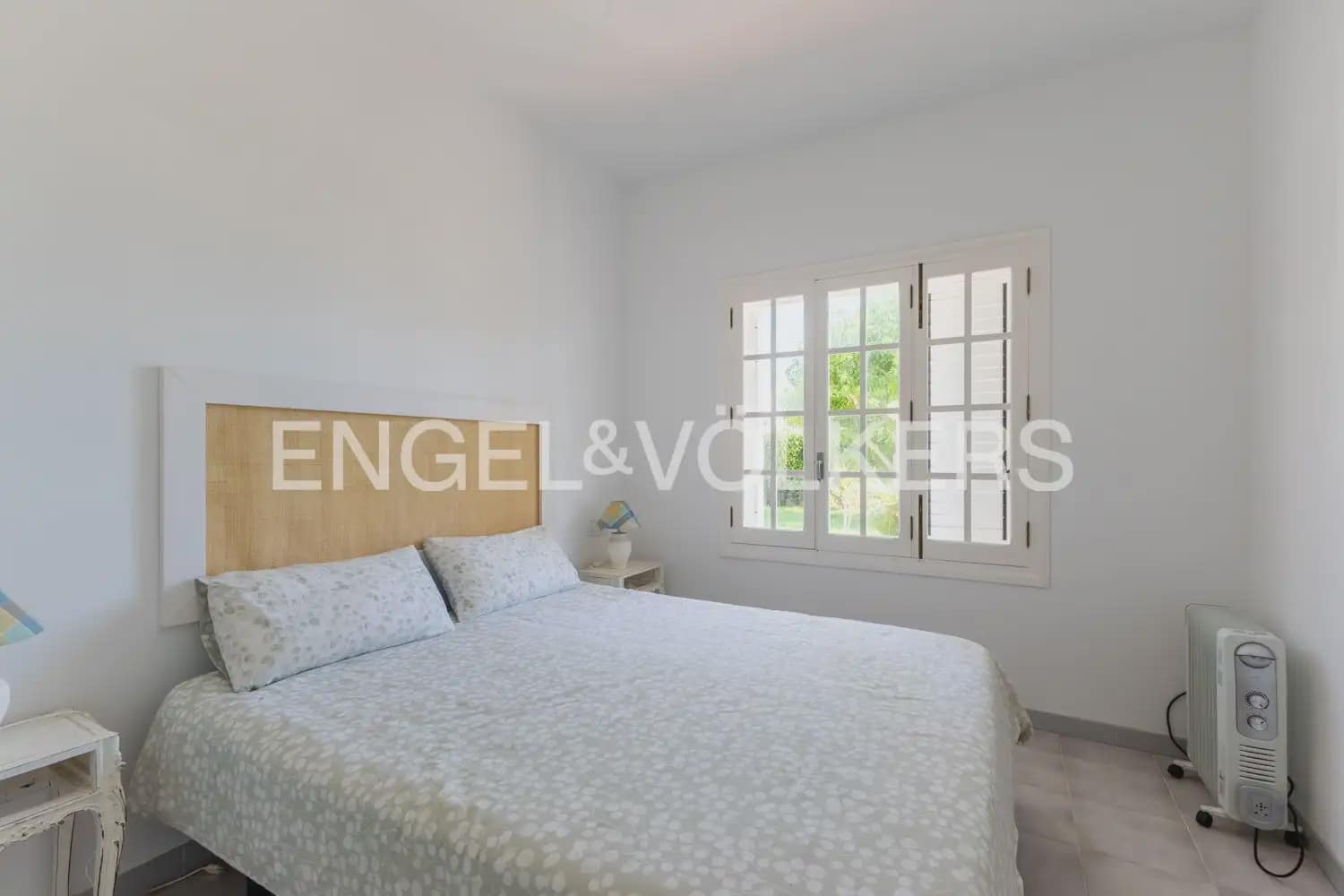 Villa/Maison de 5 chambres à louer à Valence ville - 3 600 € (Ref: 9898030)