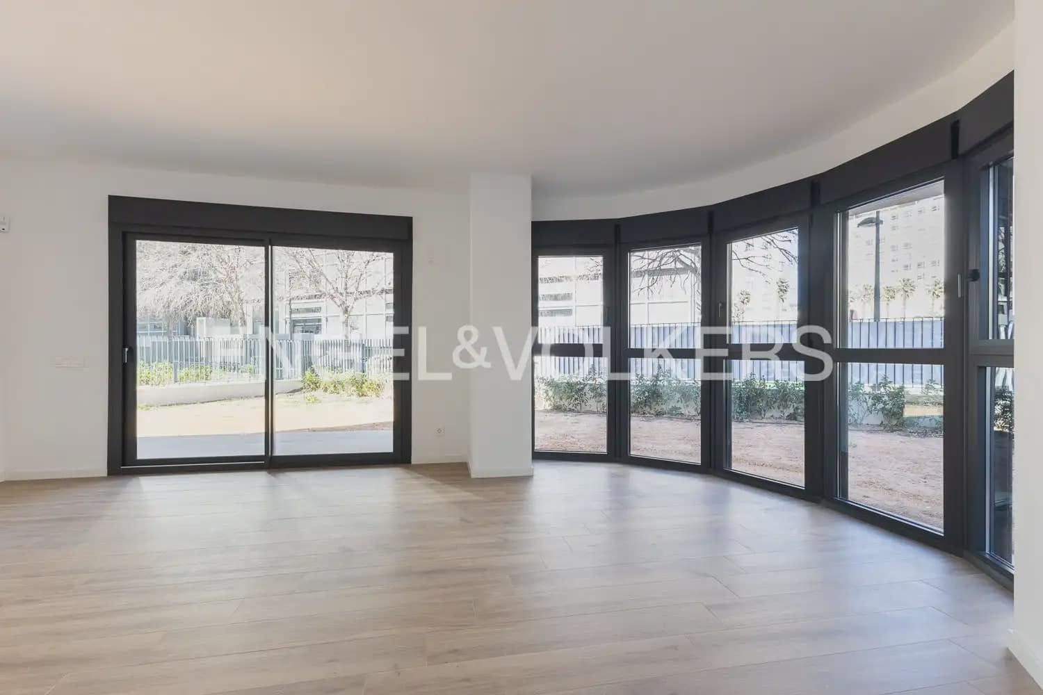 3 sovrum Lägenhet till salu i Valencia stad med pool garage - 830 000 € (Ref: 9898031)