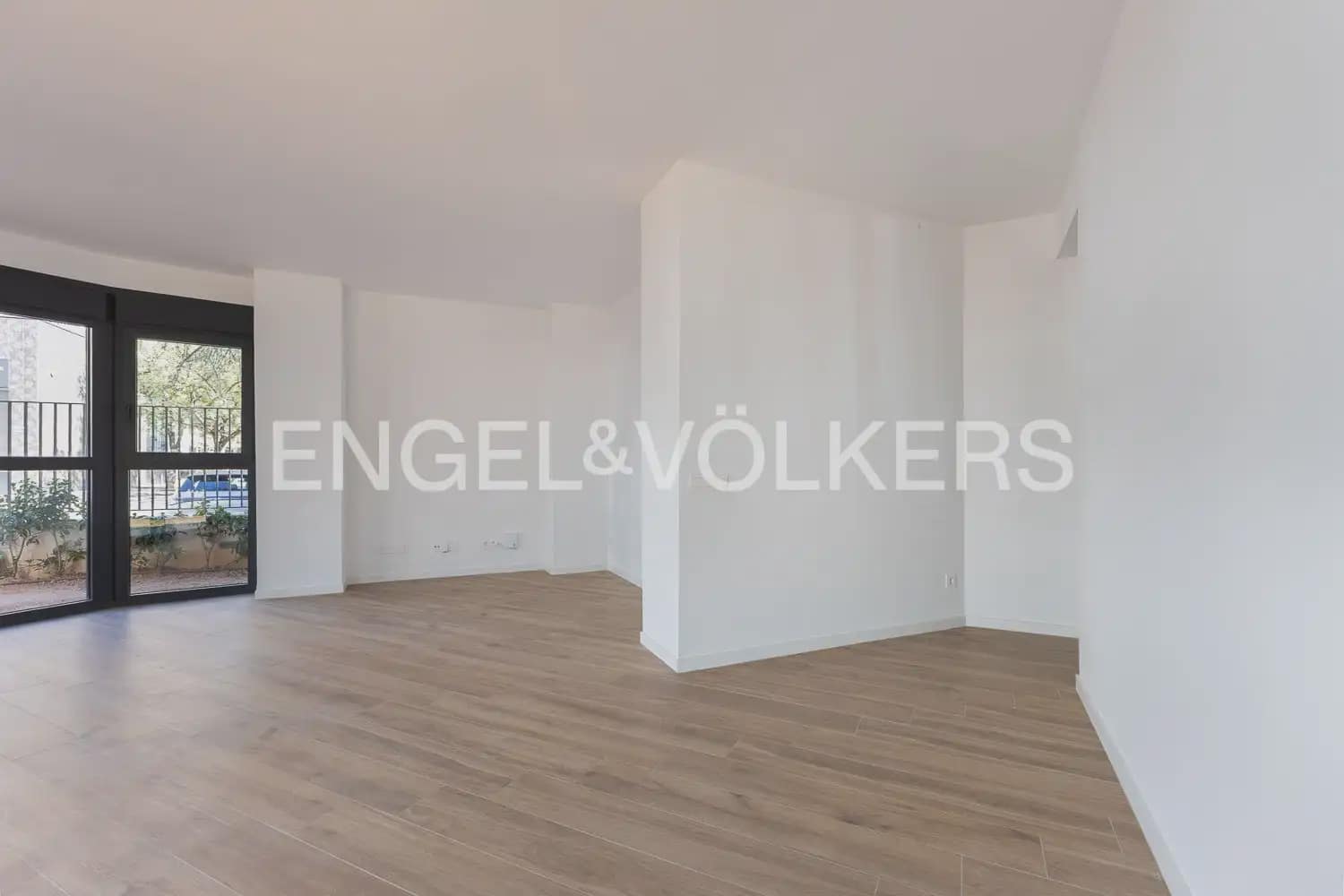 3 sovrum Lägenhet till salu i Valencia stad med pool garage - 830 000 € (Ref: 9898031)
