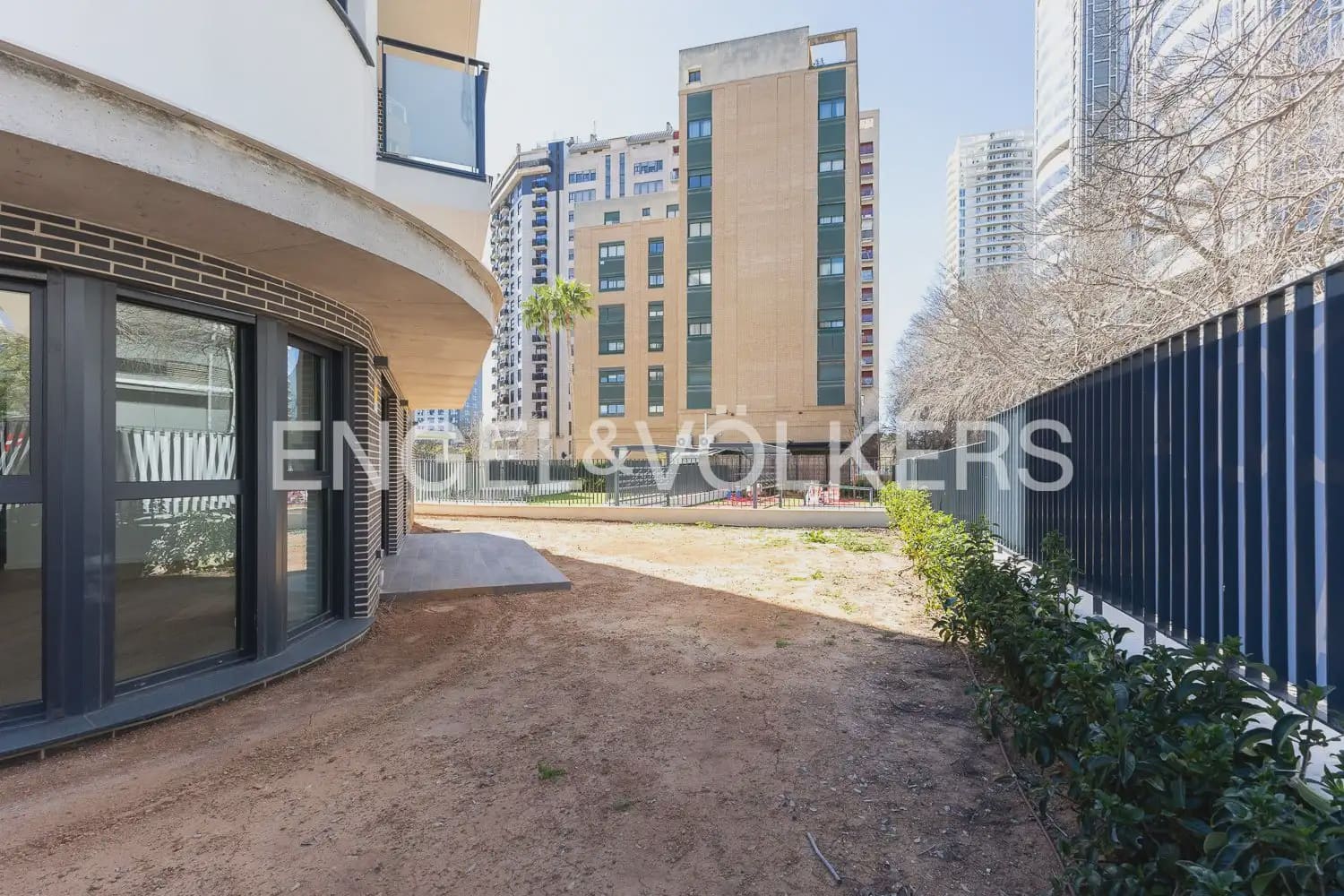 3 sovrum Lägenhet till salu i Valencia stad med pool garage - 830 000 € (Ref: 9898031)