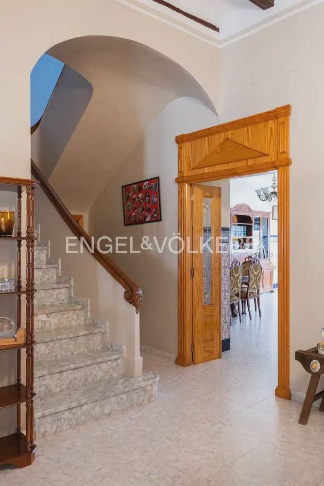 5 bedroom Townhouse for sale in Villanueva de Castellon - € 290,000 (Ref: 9898032)