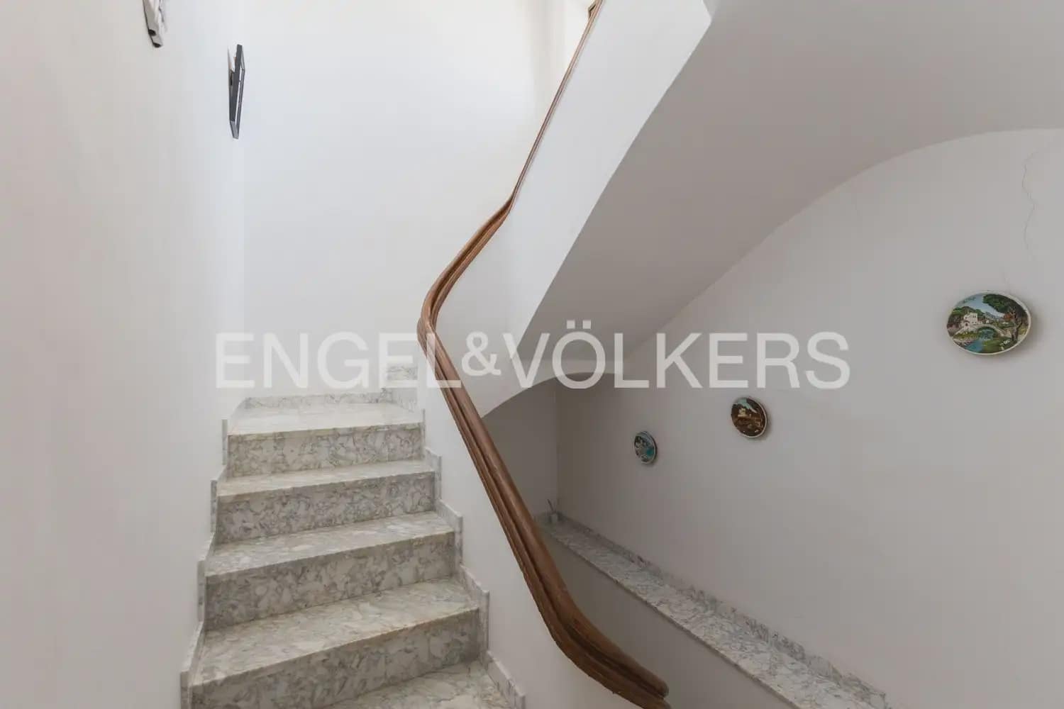 5 bedroom Townhouse for sale in Villanueva de Castellon - € 290,000 (Ref: 9898032)