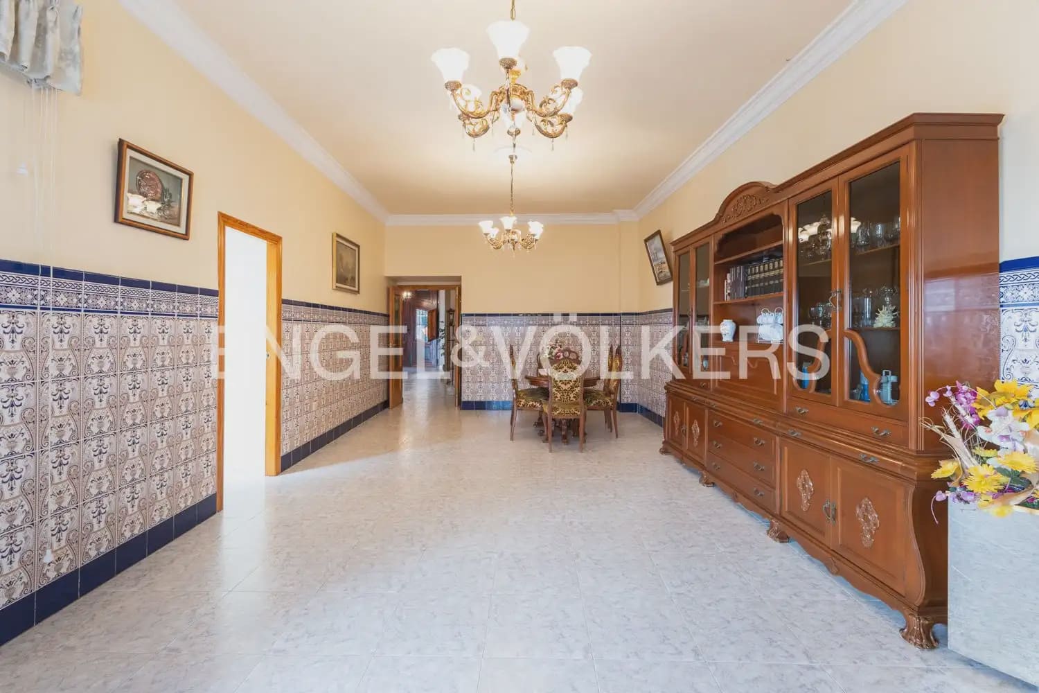 5 bedroom Townhouse for sale in Villanueva de Castellon - € 290,000 (Ref: 9898032)