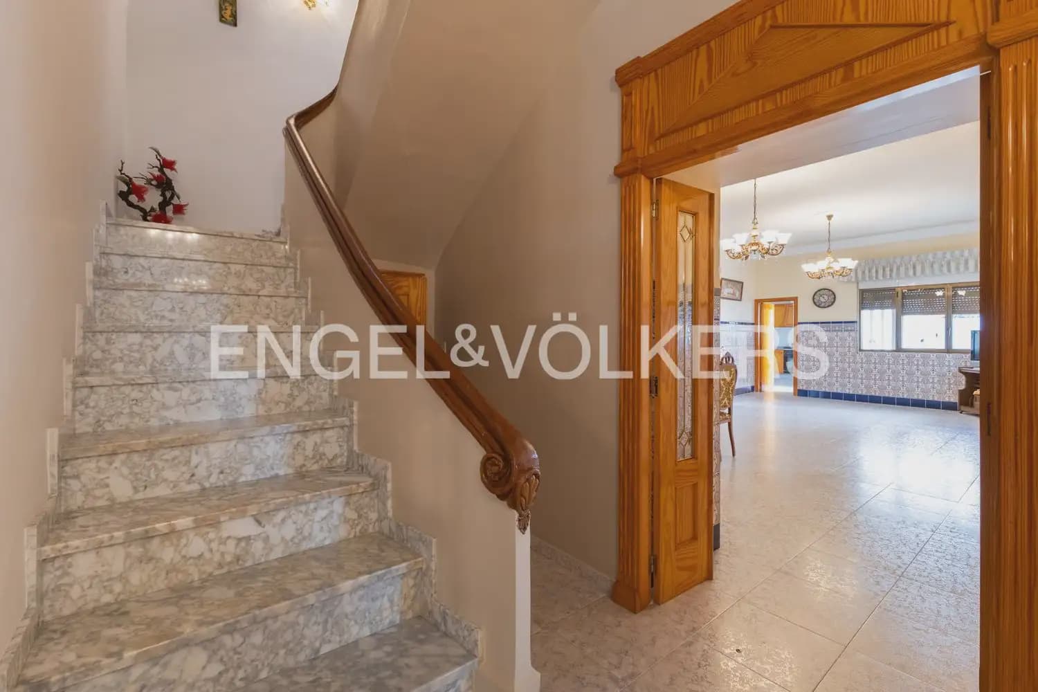 5 bedroom Townhouse for sale in Villanueva de Castellon - € 290,000 (Ref: 9898032)
