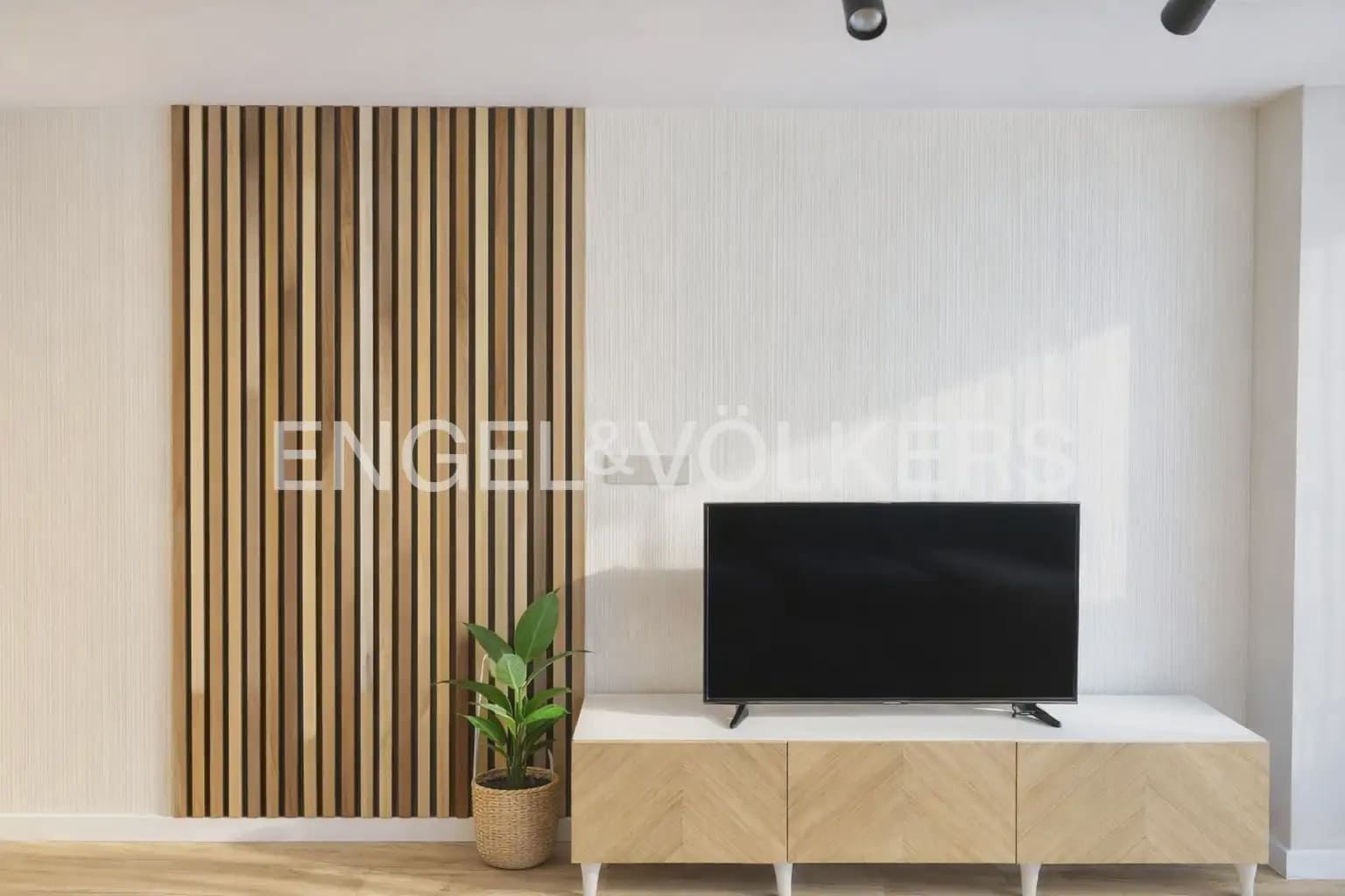 2 slaapkamer Penthouse te huur in Gandia - € 1.650 (Ref: 9898033)