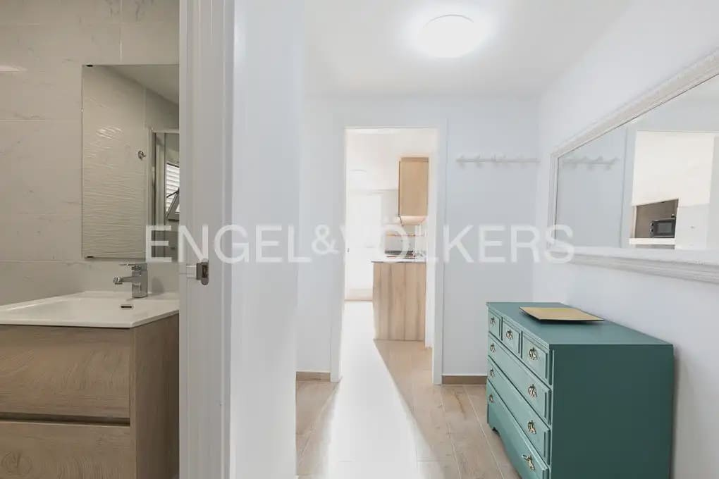 4 bedroom Townhouse for sale in Valencia city - € 299,000 (Ref: 9898034)