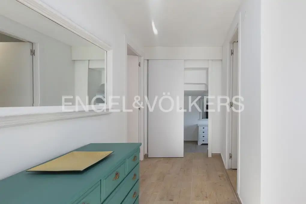 4 bedroom Townhouse for sale in Valencia city - € 299,000 (Ref: 9898034)