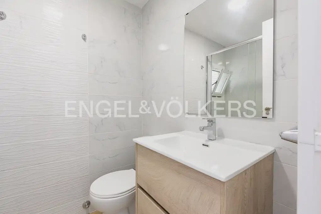 4 bedroom Townhouse for sale in Valencia city - € 299,000 (Ref: 9898034)