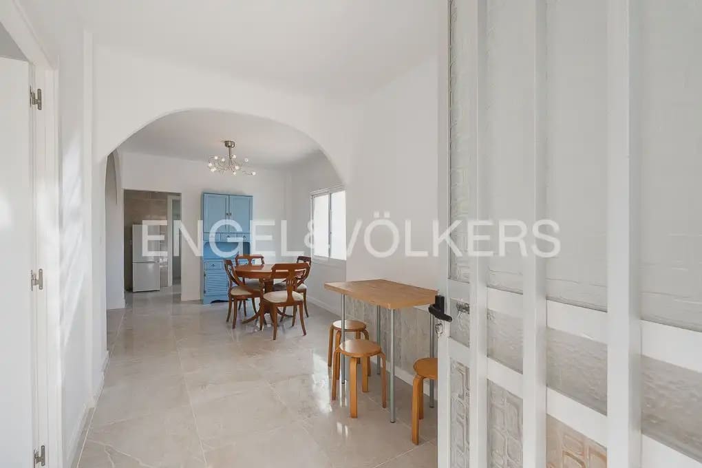 4 bedroom Townhouse for sale in Valencia city - € 299,000 (Ref: 9898034)