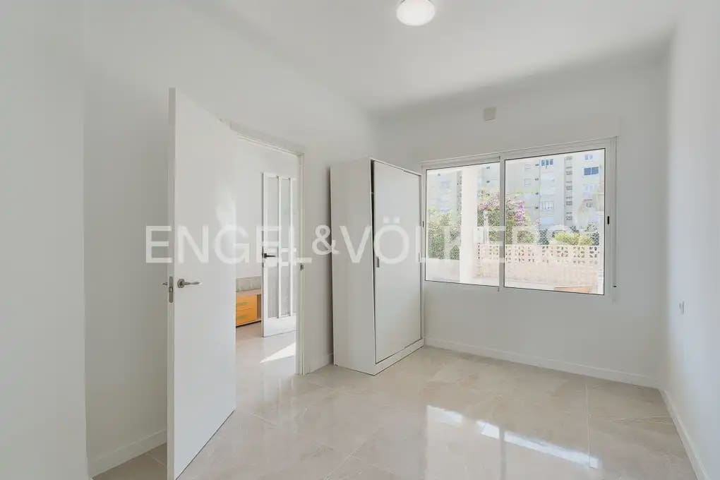 4 bedroom Townhouse for sale in Valencia city - € 299,000 (Ref: 9898034)