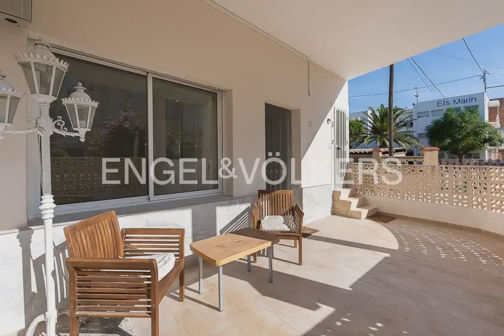 4 bedroom Townhouse for sale in Valencia city - € 299,000 (Ref: 9898034)