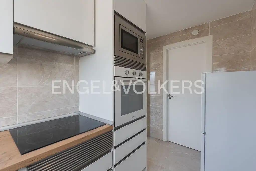 4 bedroom Townhouse for sale in Valencia city - € 299,000 (Ref: 9898034)
