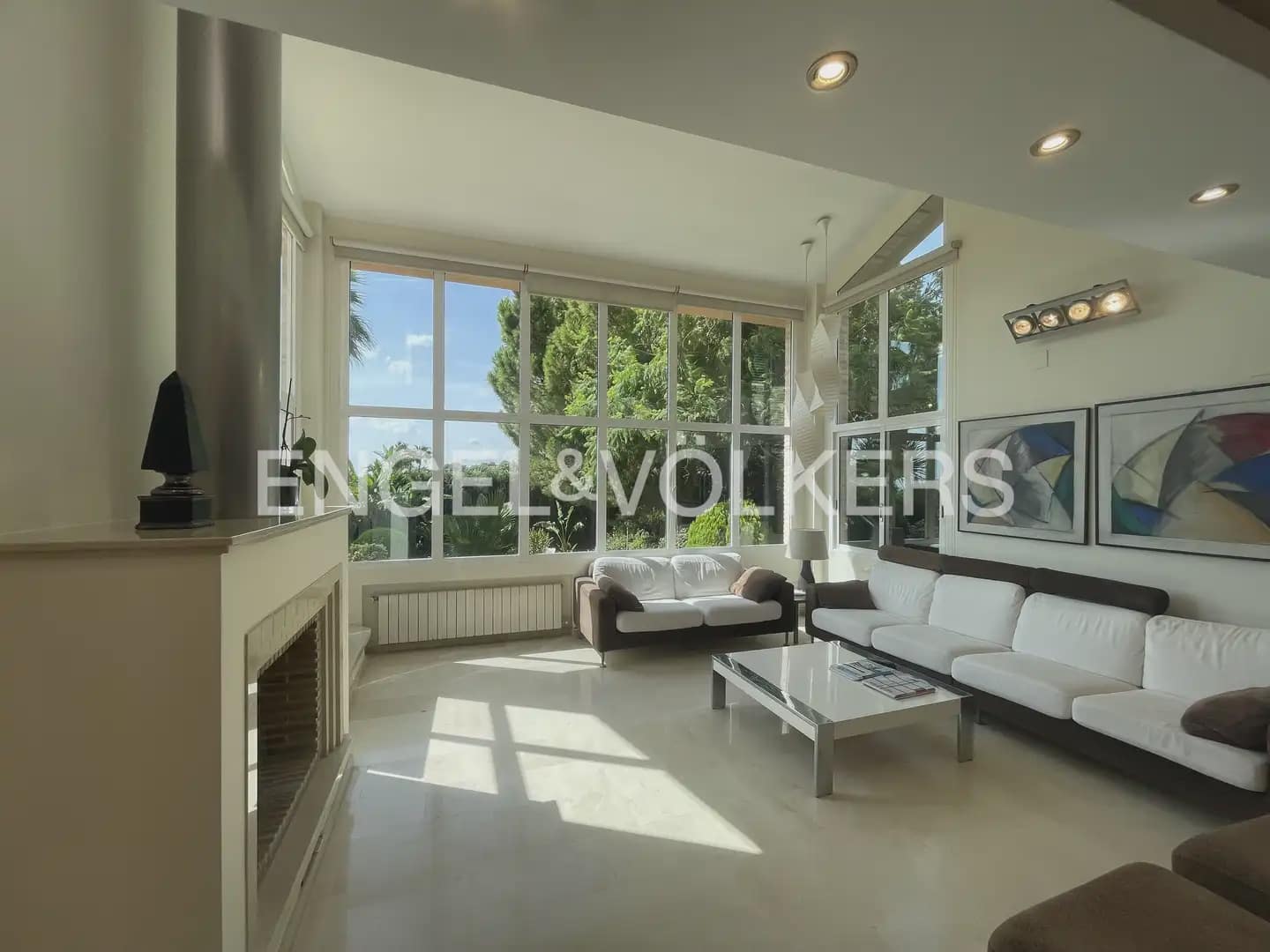 6 soveværelse Villa til leje i Pucol med swimmingpool garage - € 6.000 (Ref: 9898035)