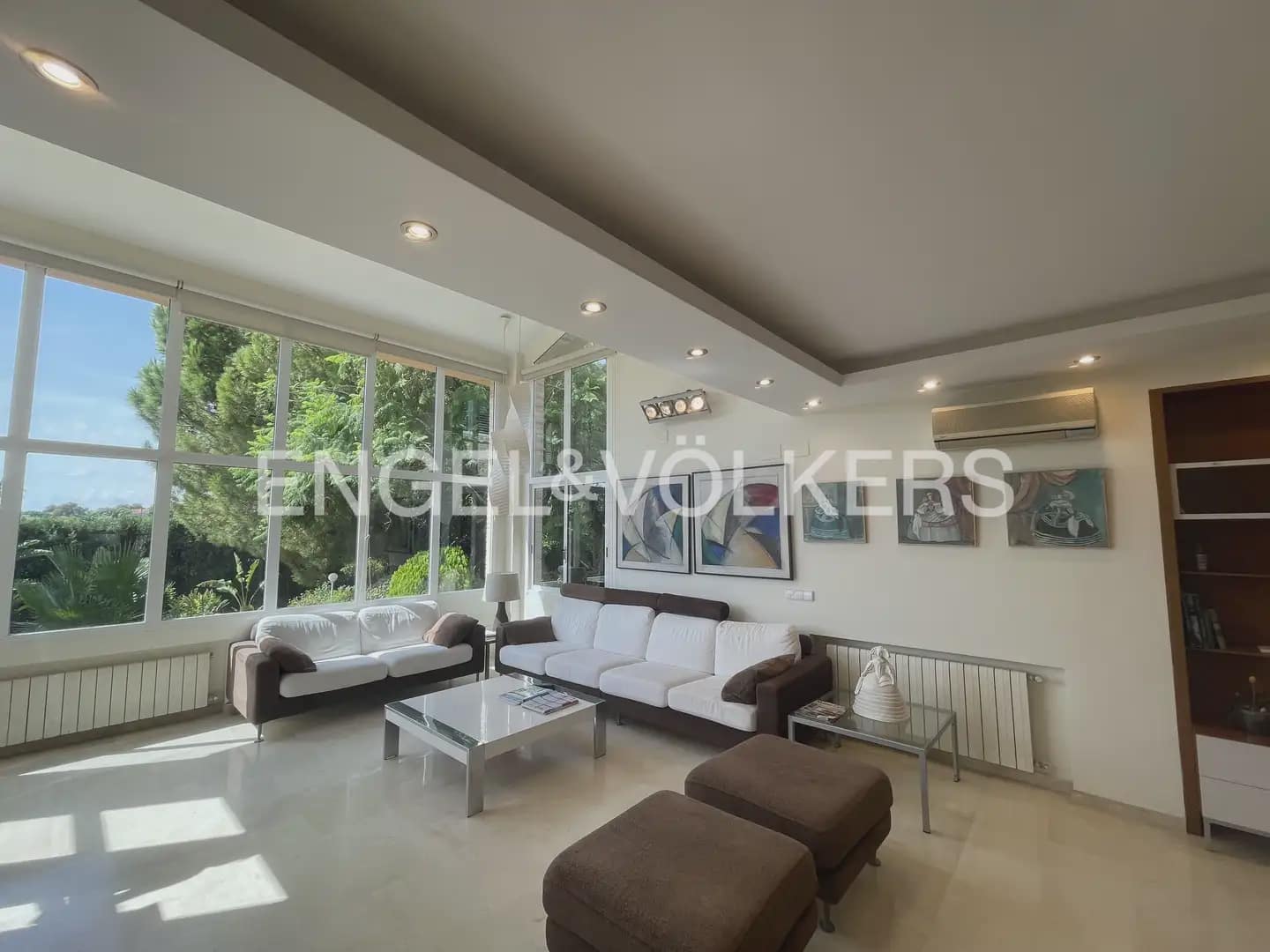 6 soveværelse Villa til leje i Pucol med swimmingpool garage - € 6.000 (Ref: 9898035)
