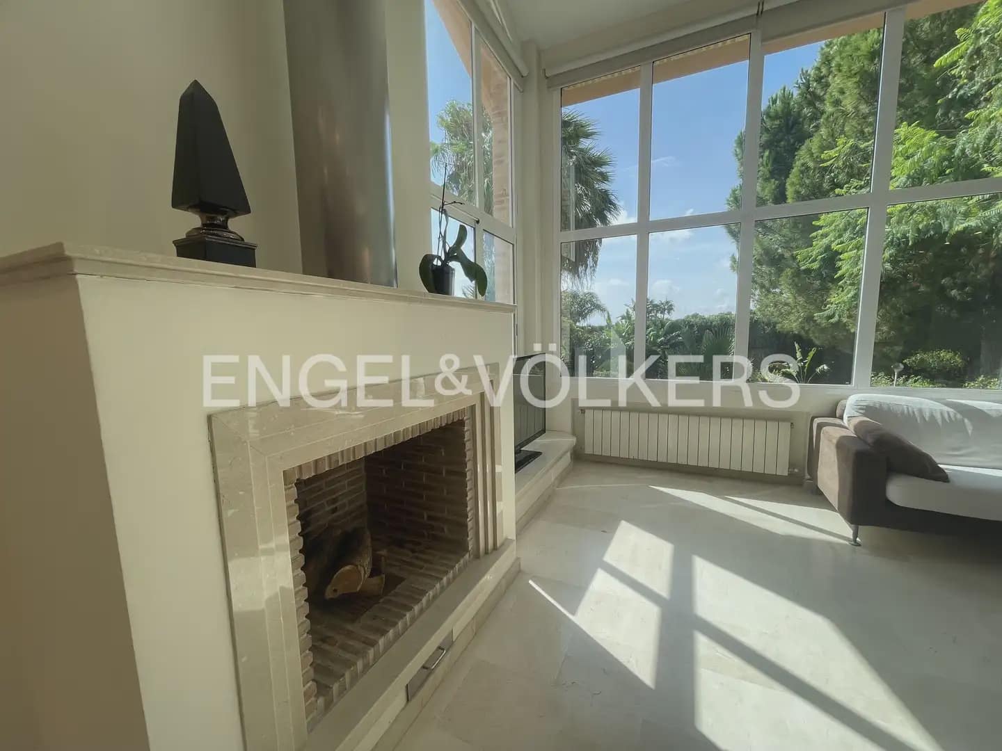 6 soveværelse Villa til leje i Pucol med swimmingpool garage - € 6.000 (Ref: 9898035)