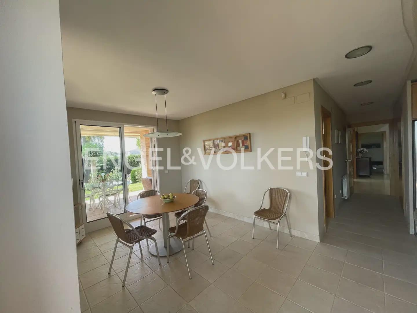 6 soveværelse Villa til leje i Pucol med swimmingpool garage - € 6.000 (Ref: 9898035)