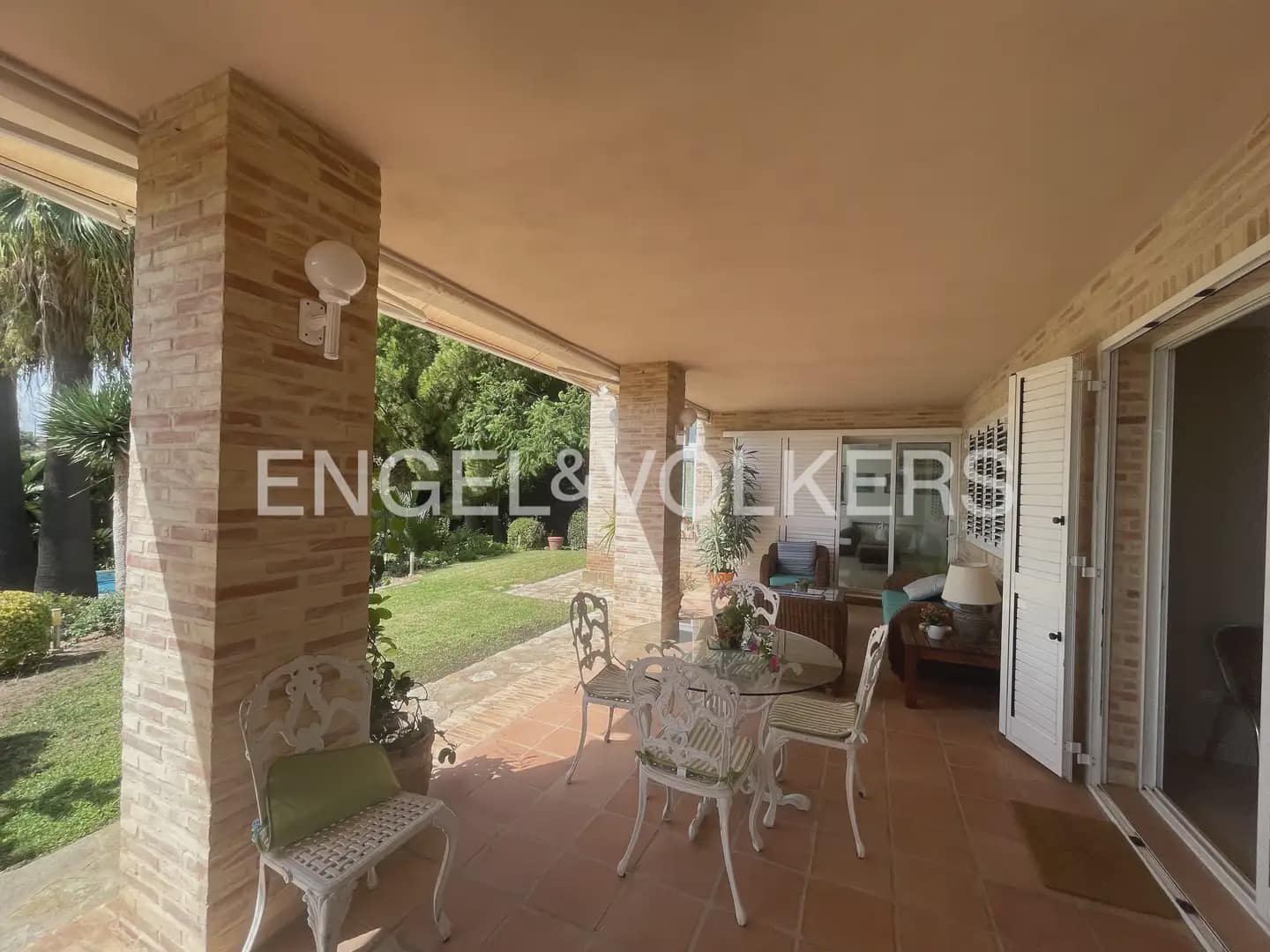 6 soveværelse Villa til leje i Pucol med swimmingpool garage - € 6.000 (Ref: 9898035)