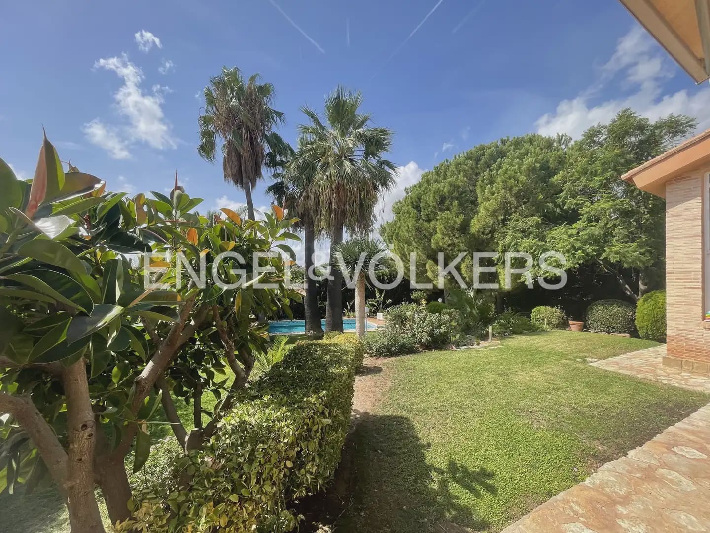 6 soveværelse Villa til leje i Pucol med swimmingpool garage - € 6.000 (Ref: 9898035)