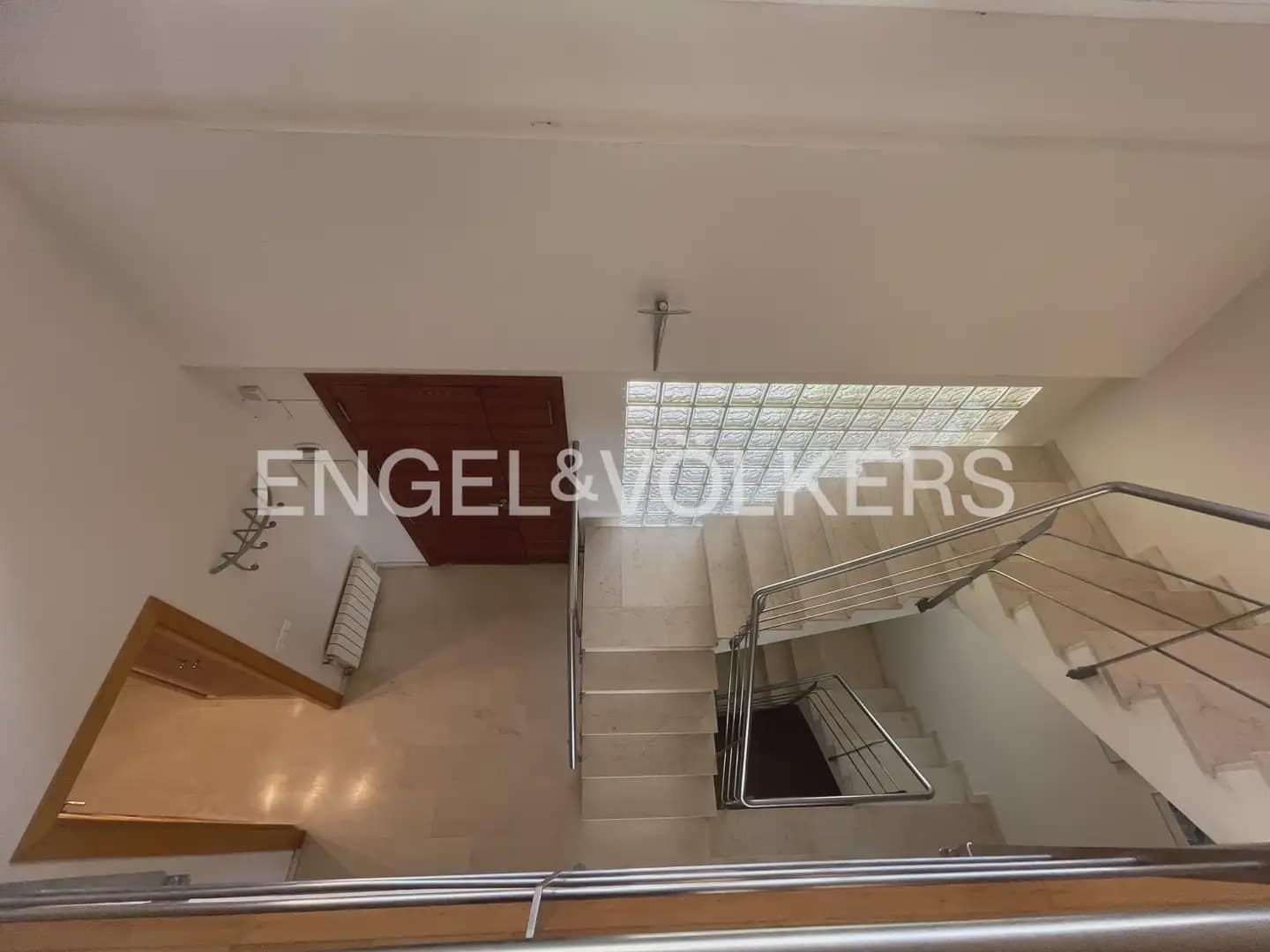 6 soveværelse Villa til leje i Pucol med swimmingpool garage - € 6.000 (Ref: 9898035)