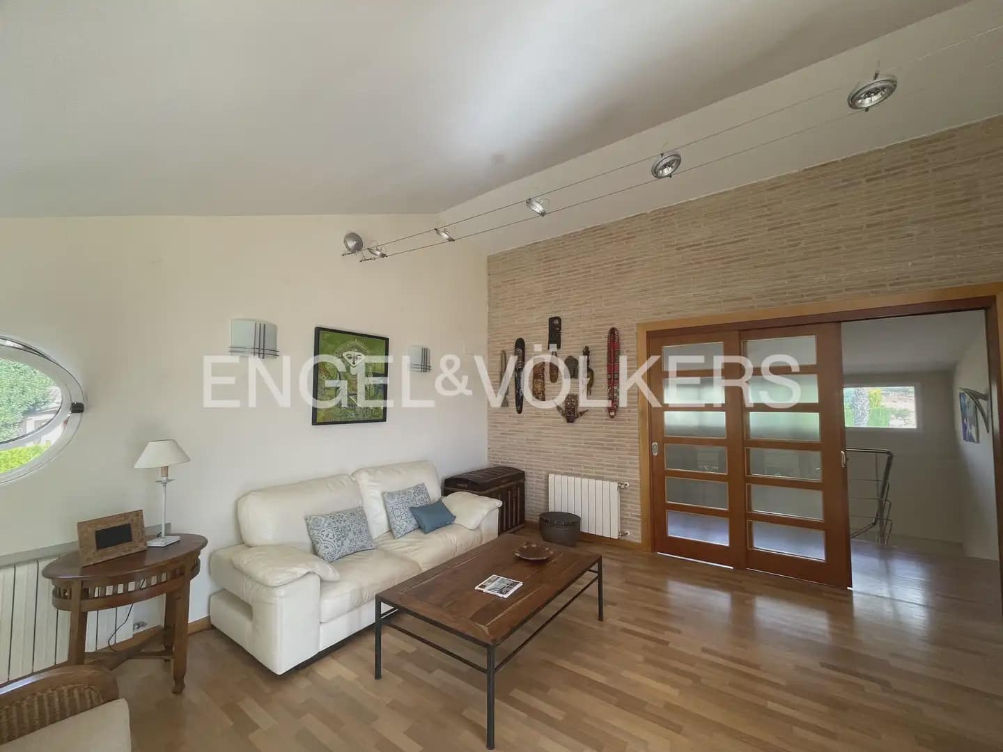 6 soveværelse Villa til leje i Pucol med swimmingpool garage - € 6.000 (Ref: 9898035)