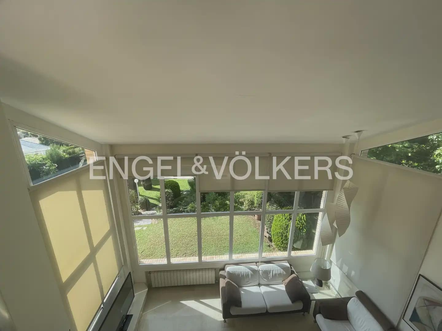 6 soveværelse Villa til leje i Pucol med swimmingpool garage - € 6.000 (Ref: 9898035)