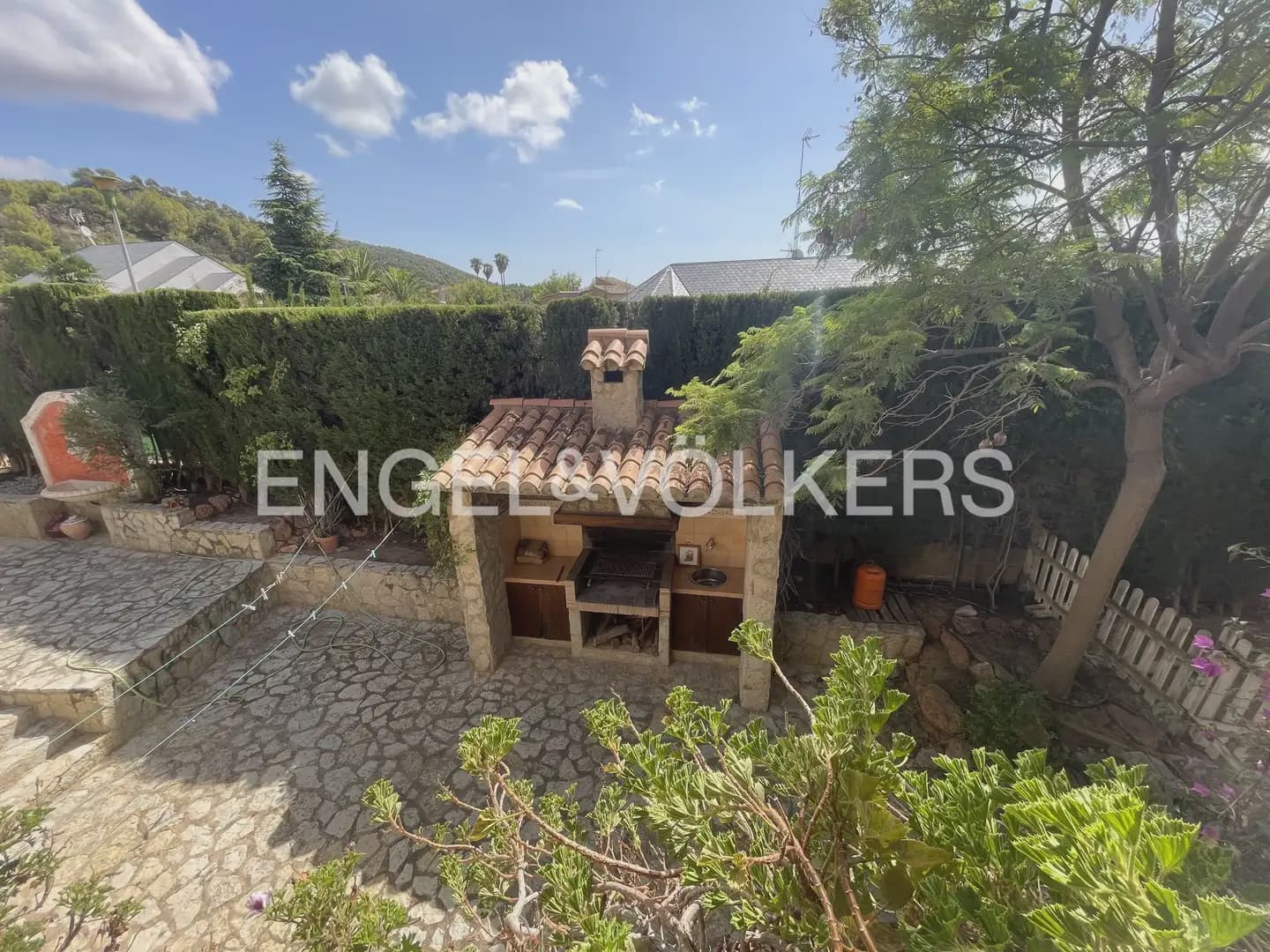 6 soveværelse Villa til leje i Pucol med swimmingpool garage - € 6.000 (Ref: 9898035)