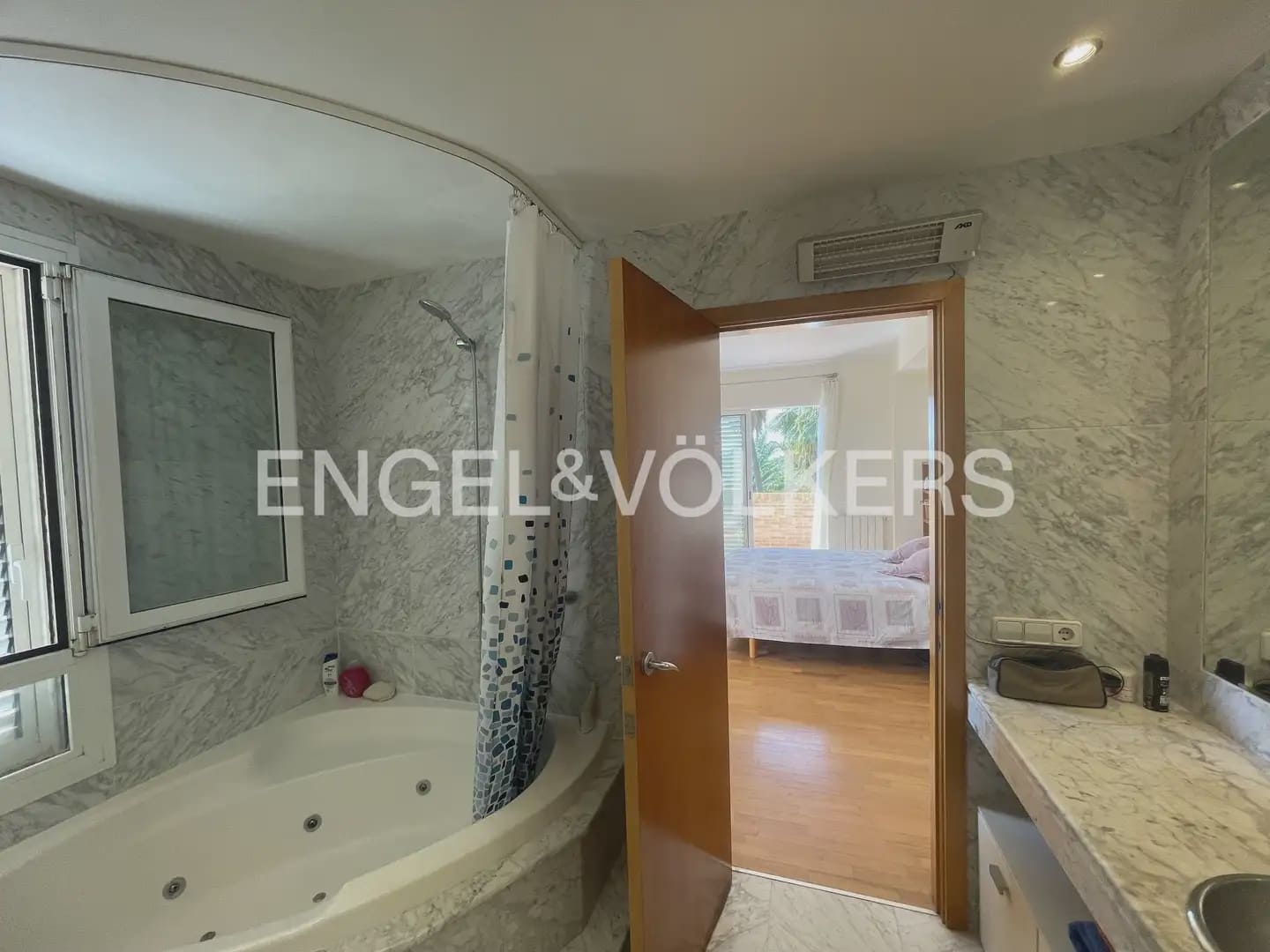 6 soveværelse Villa til leje i Pucol med swimmingpool garage - € 6.000 (Ref: 9898035)