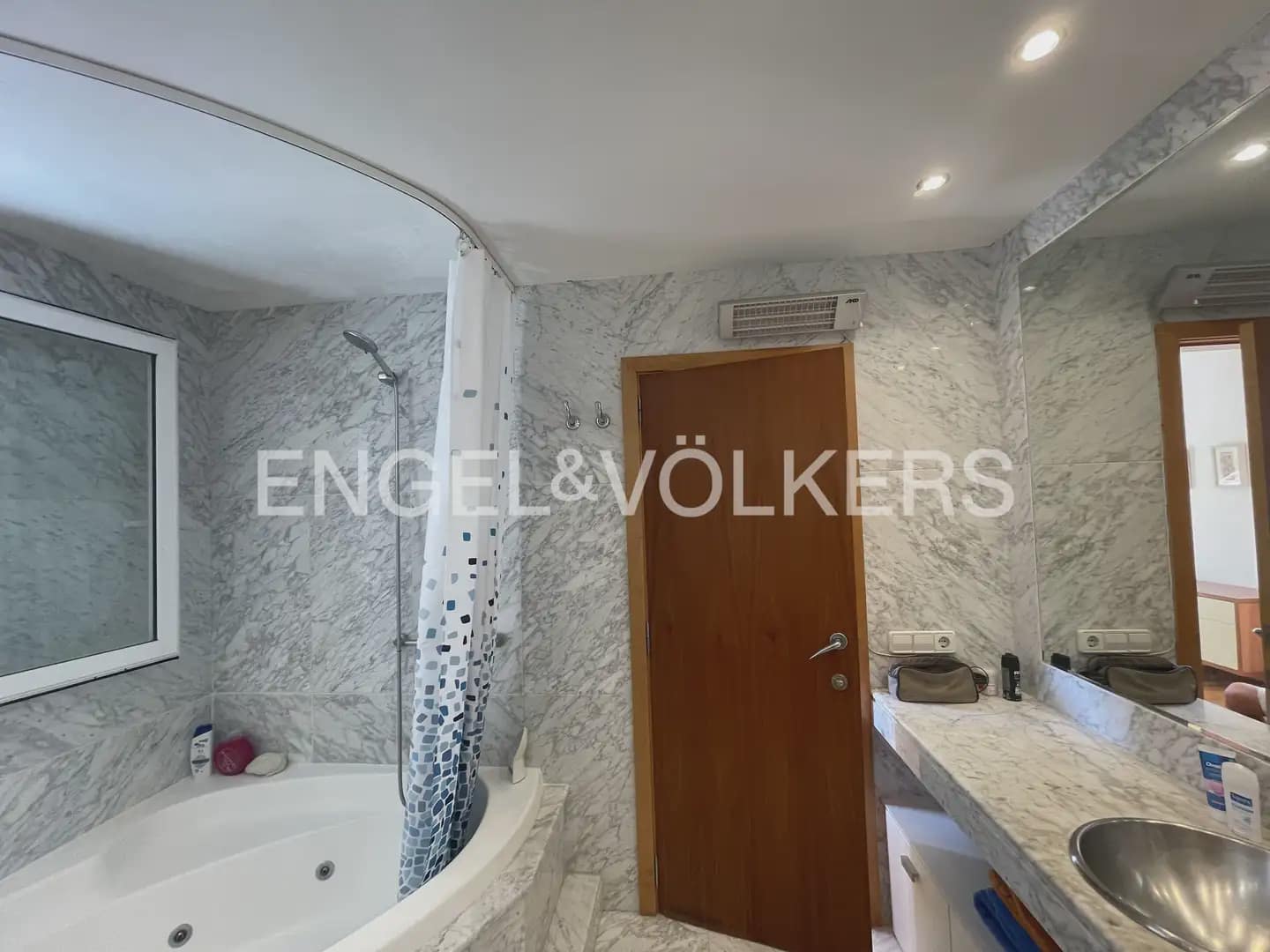 6 soveværelse Villa til leje i Pucol med swimmingpool garage - € 6.000 (Ref: 9898035)