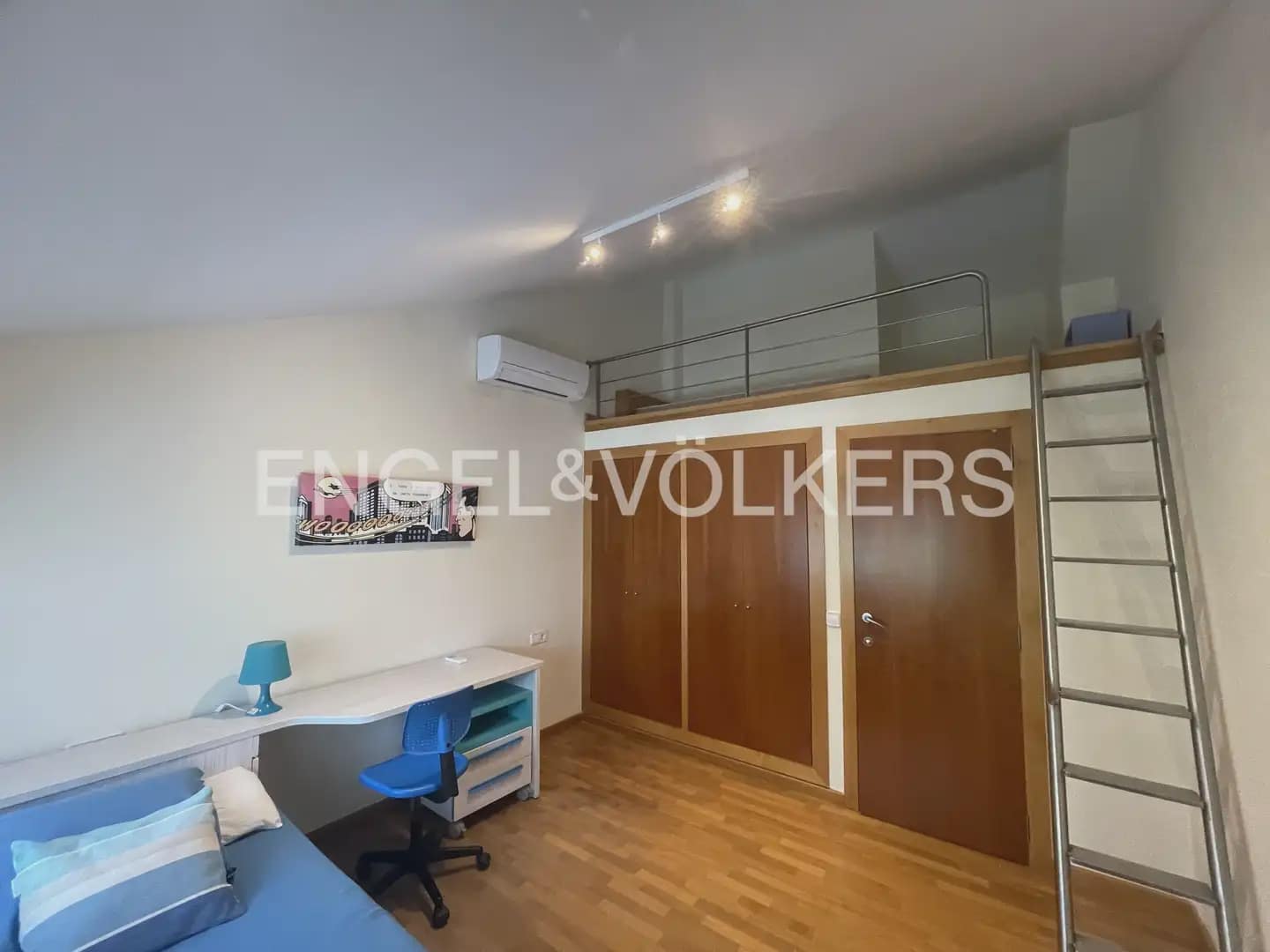6 soveværelse Villa til leje i Pucol med swimmingpool garage - € 6.000 (Ref: 9898035)