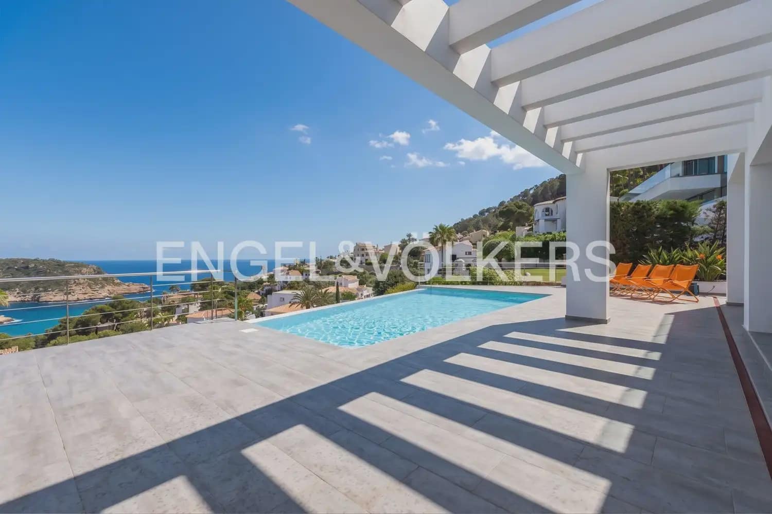 5 bedroom Villa for sale in Javea / Xabia with pool garage - € 2,499,000 (Ref: 9898036)