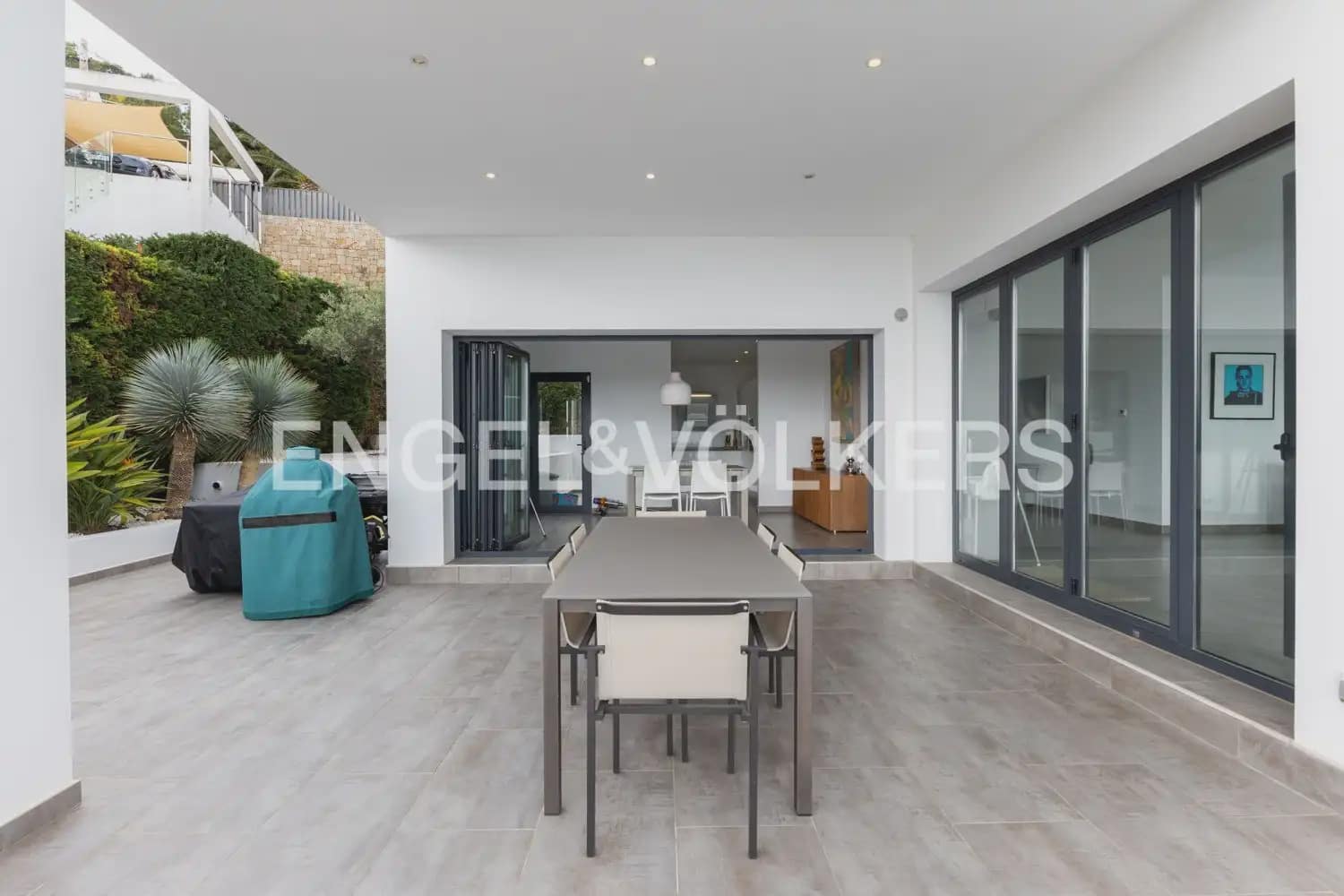 5 bedroom Villa for sale in Javea / Xabia with pool garage - € 2,499,000 (Ref: 9898036)