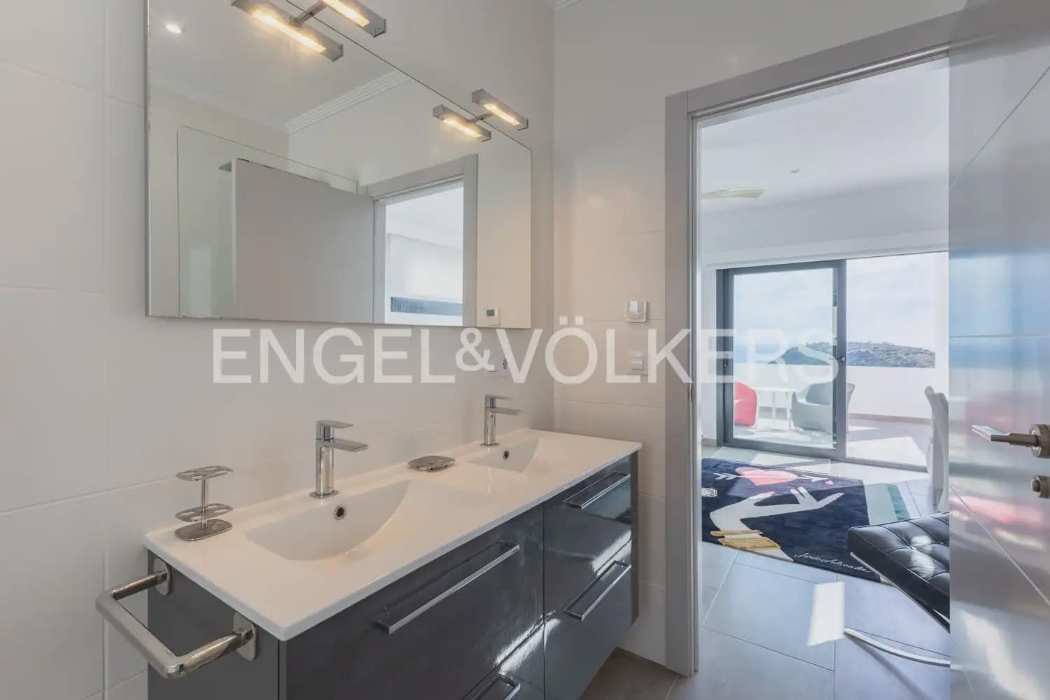 5 bedroom Villa for sale in Javea / Xabia with pool garage - € 2,499,000 (Ref: 9898036)