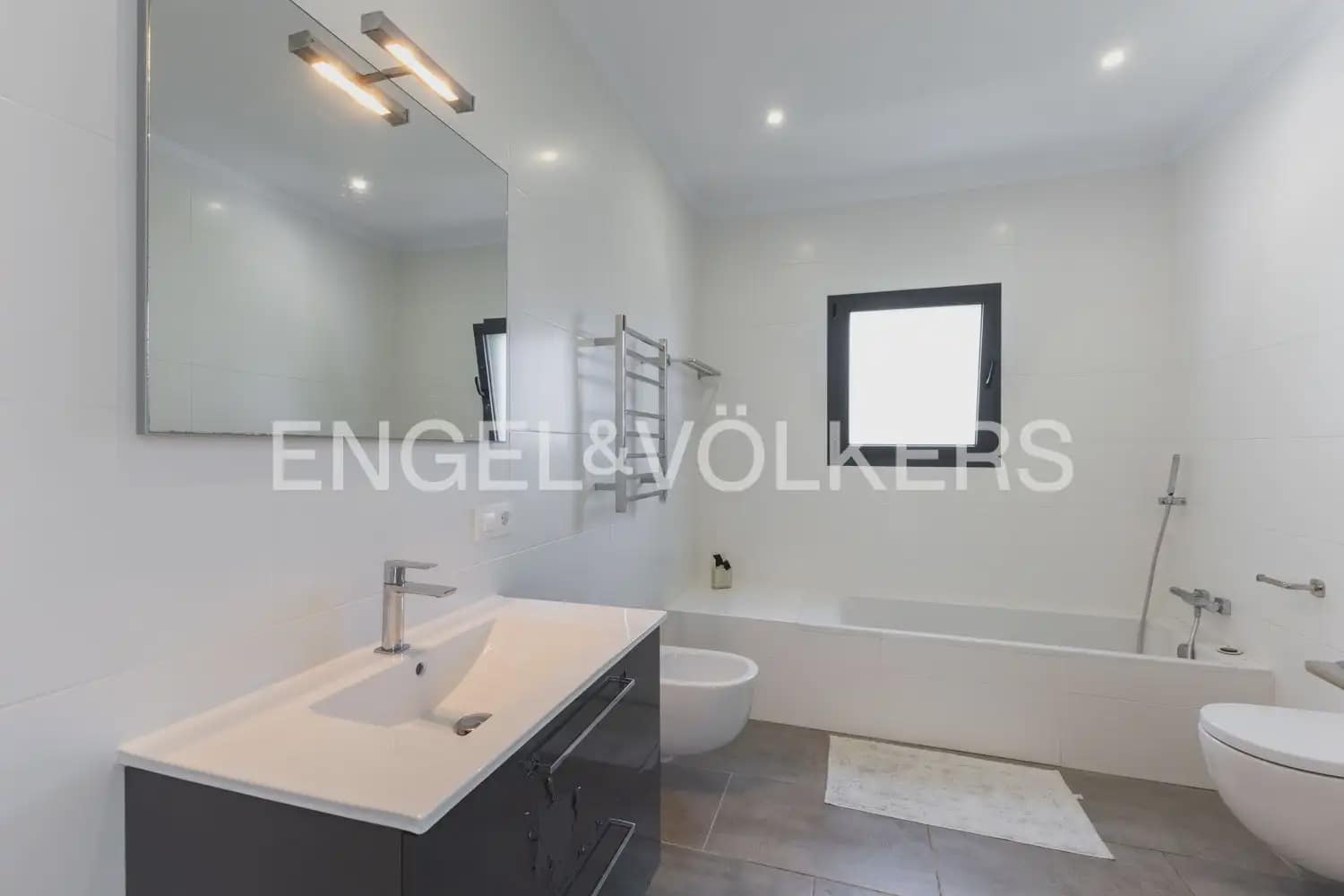 5 bedroom Villa for sale in Javea / Xabia with pool garage - € 2,499,000 (Ref: 9898036)